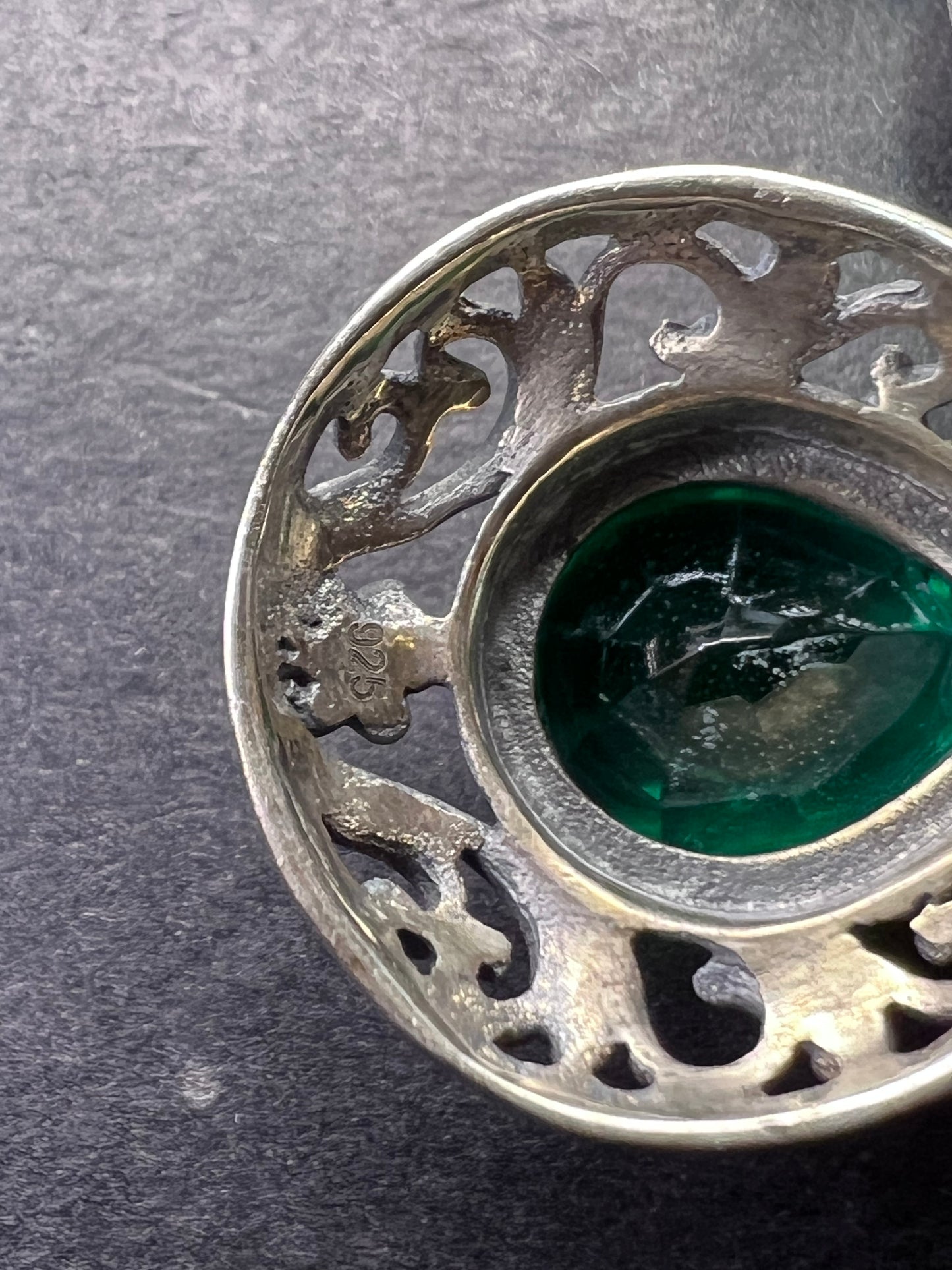 The Green Queen Quartz and sterling silver vintage necklace