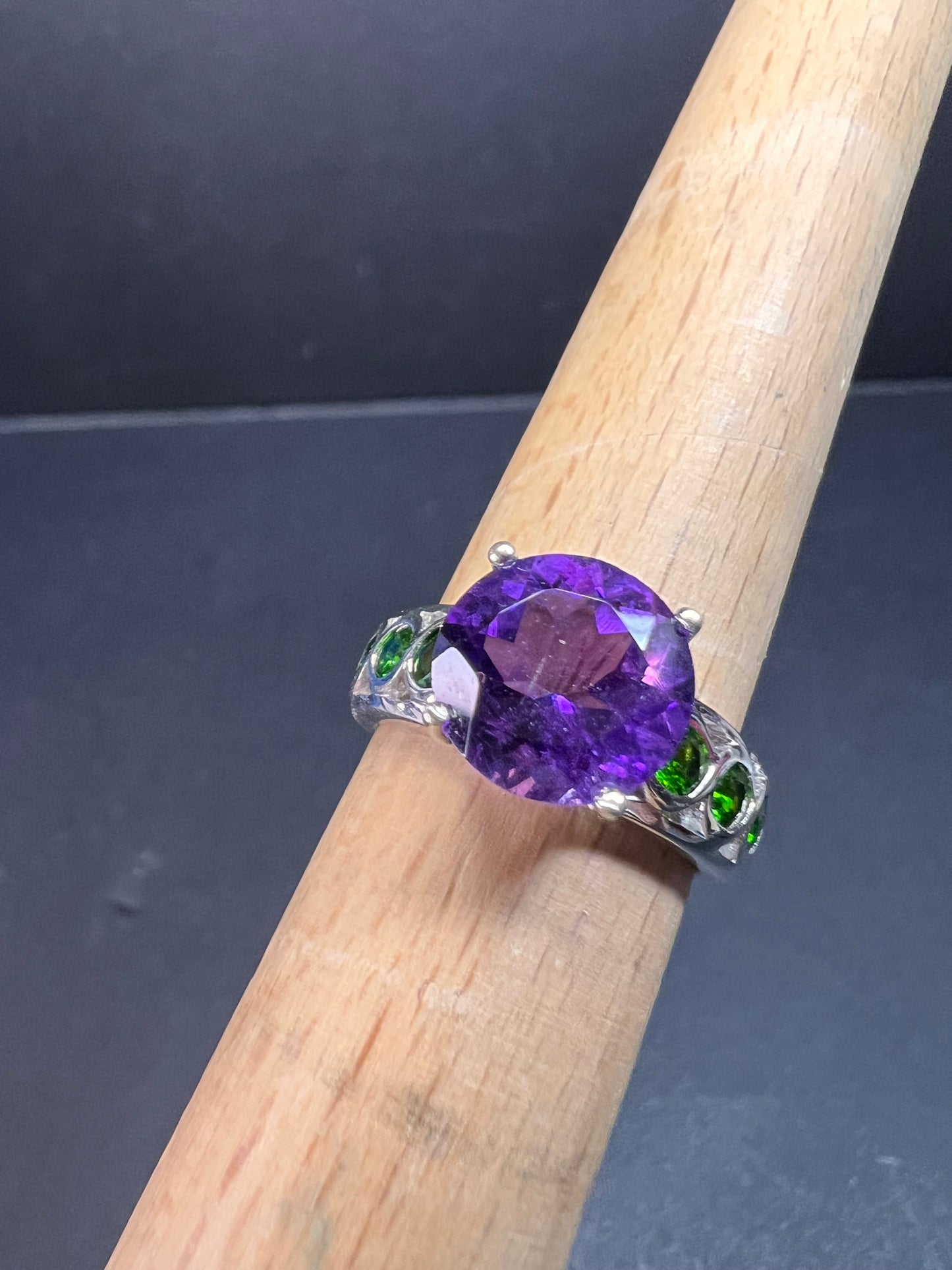 Vintage amethyst and chrome diopside ring in sterling silver size 7