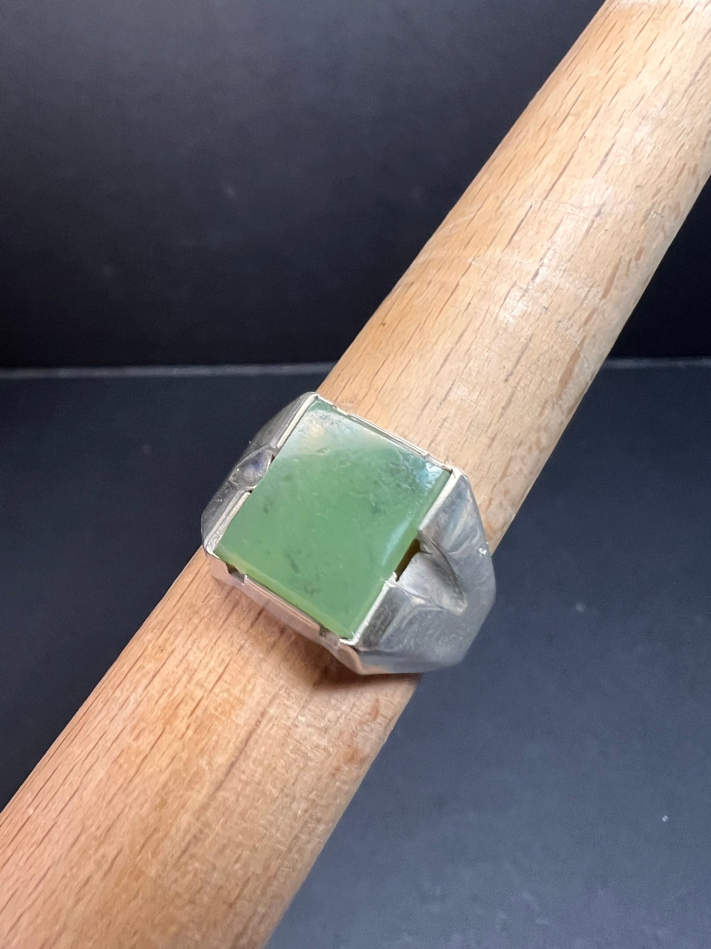 Vintage Nephrite Jade Pa Ha Company Sterling silver ring size 9