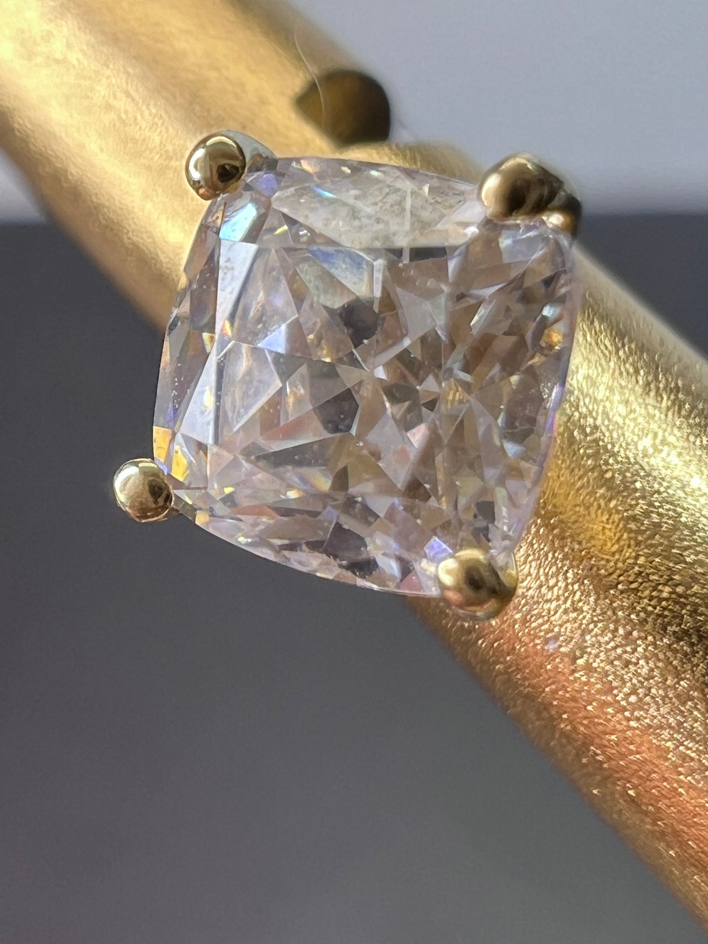 10k yellow gold princess cut cubic zirconia stud earrings