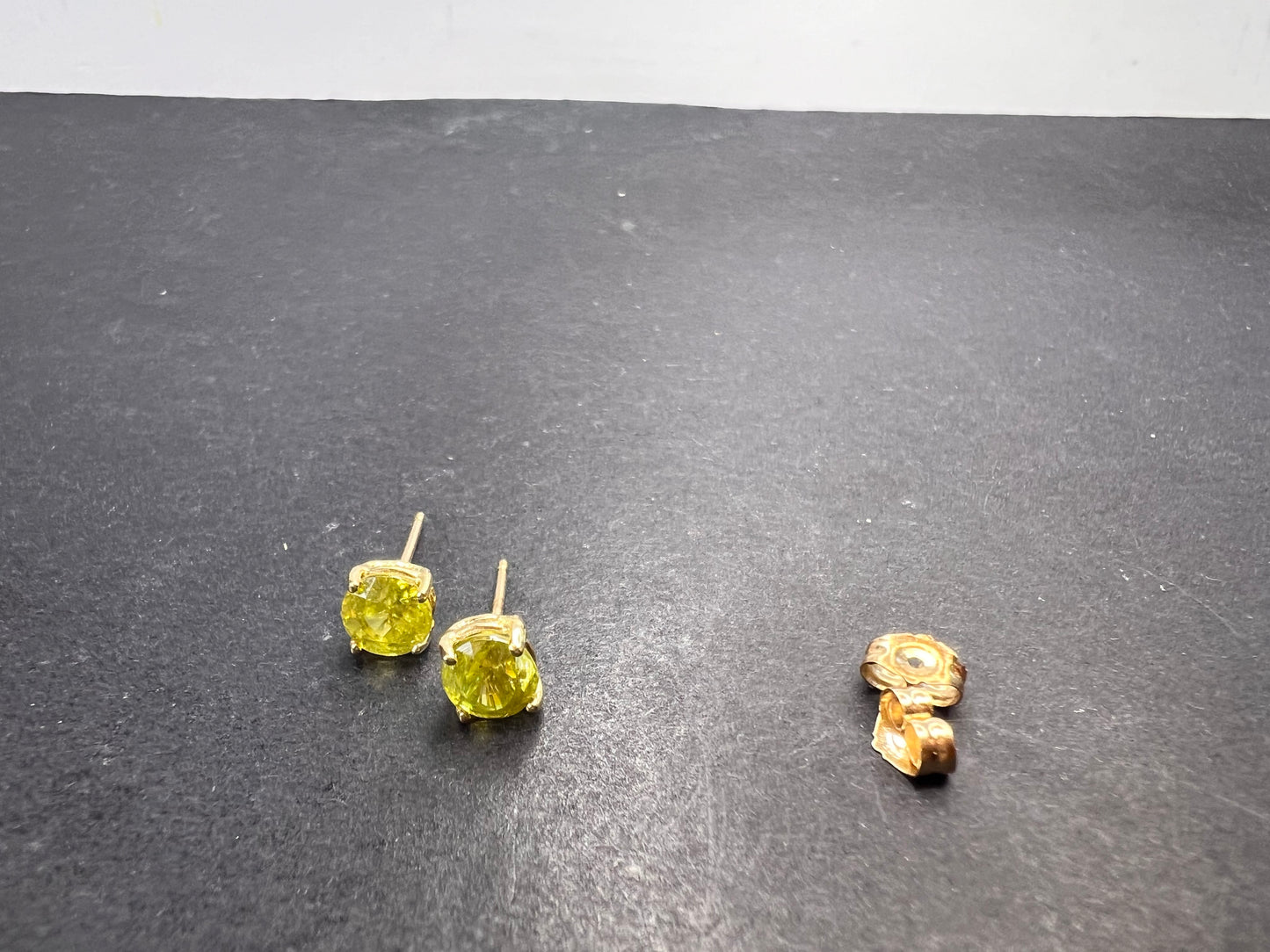 14k yellow gold sava sphene stud earrings