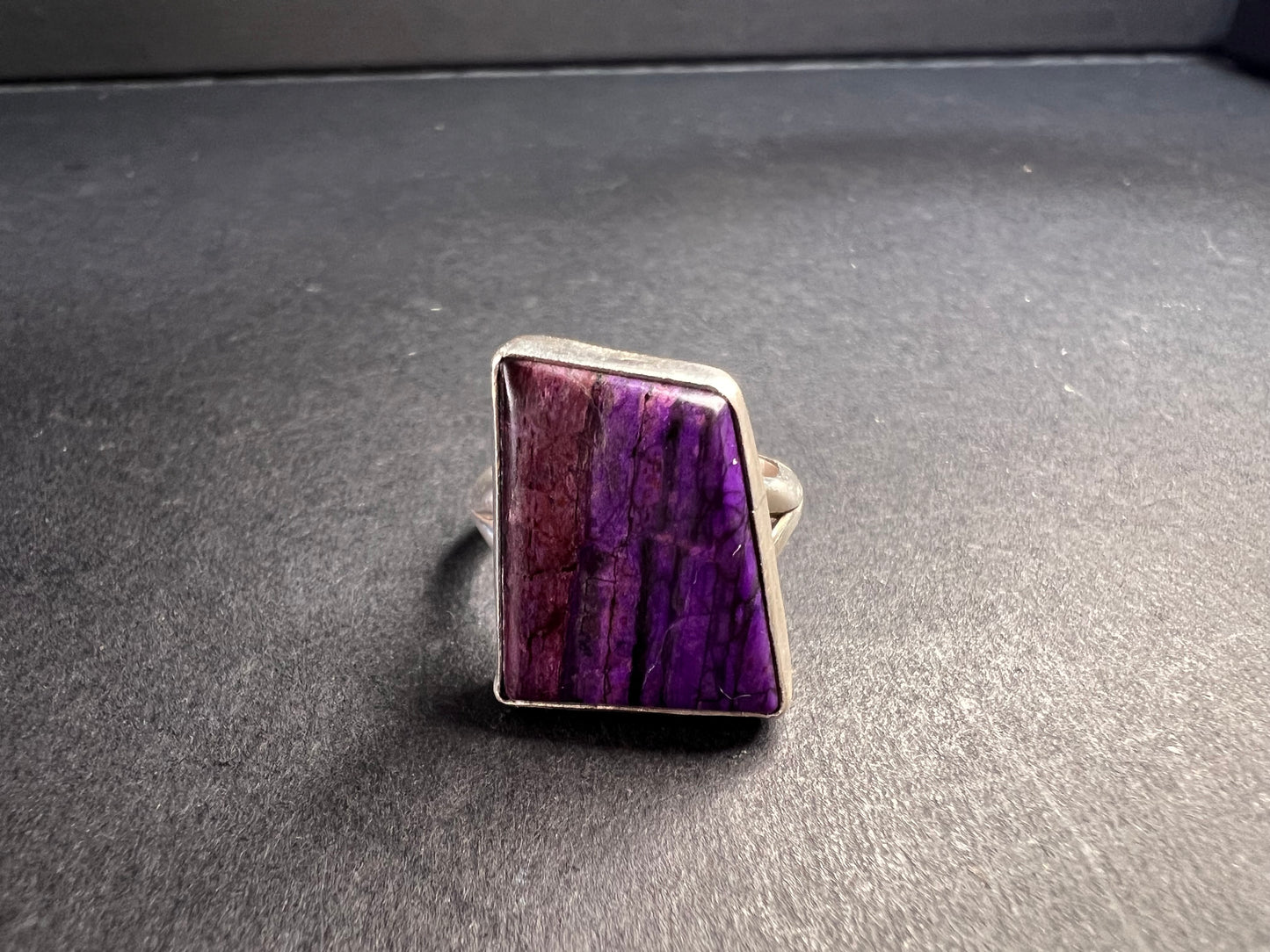 Vintage sugilite sterling silver ring size 5