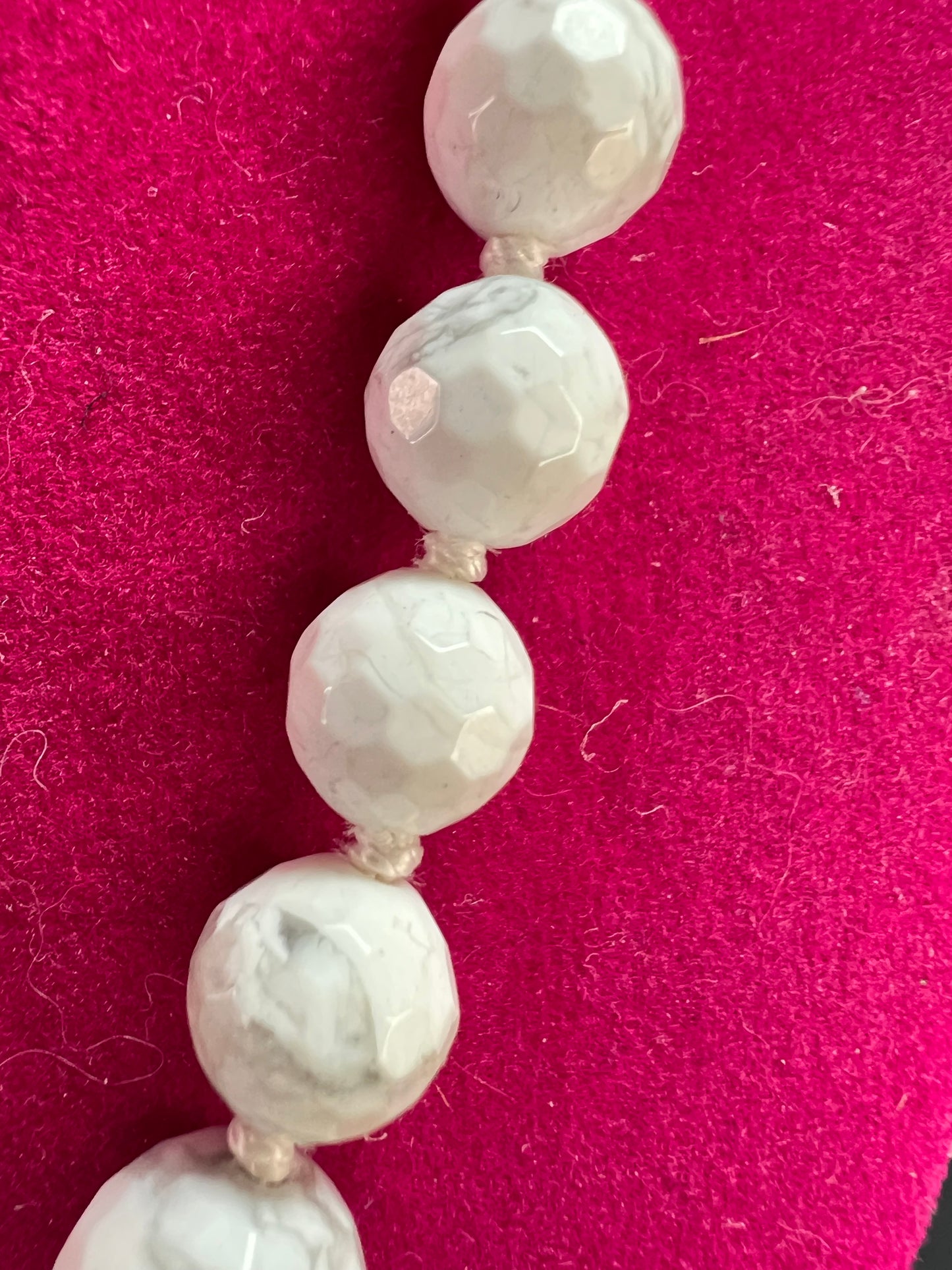 NEW howlite graduated knotted necklace with sterling silver clasp