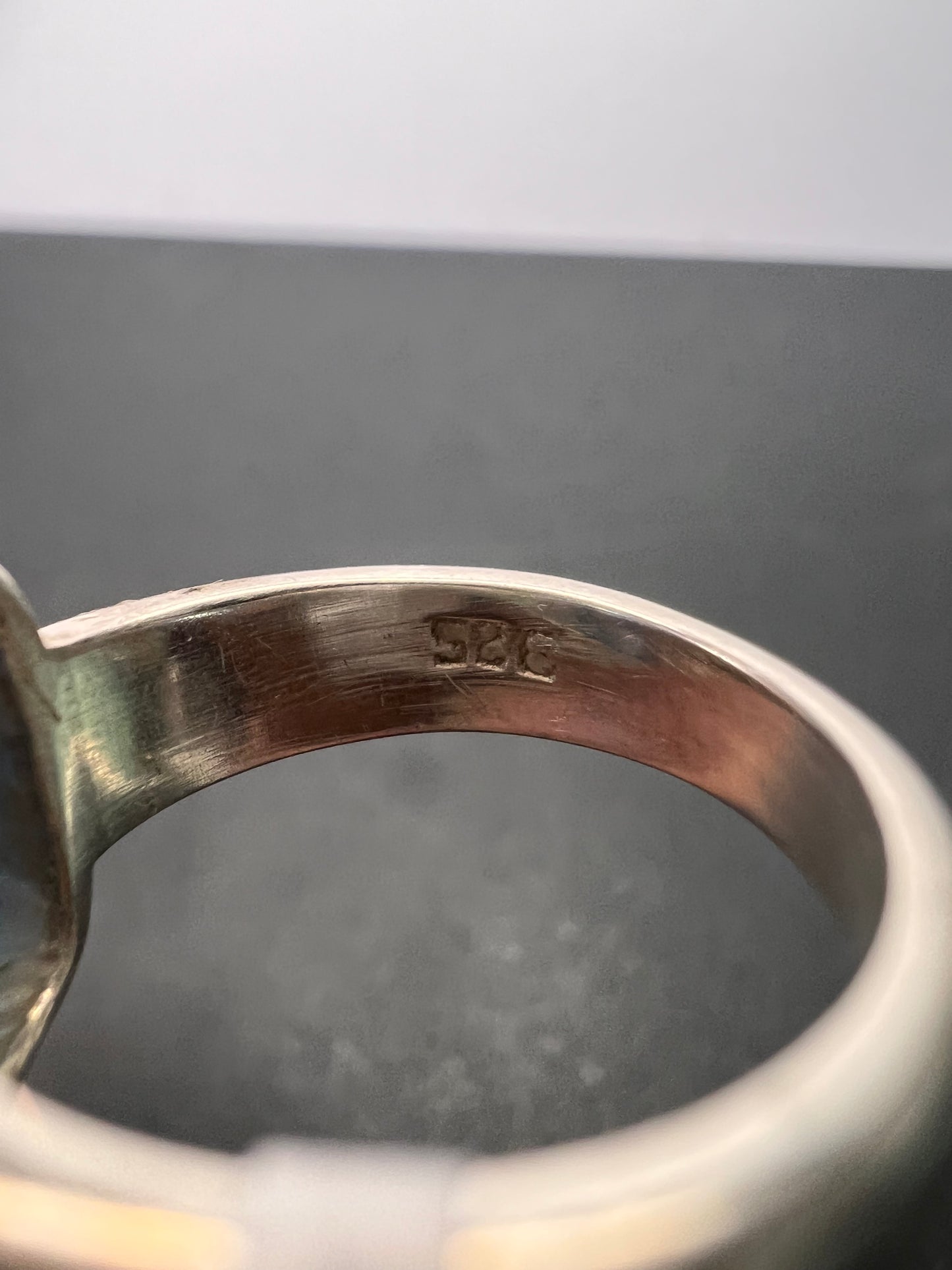 NEW Swiss blue topaz sterling silver ring size 7 / 9.43 grams