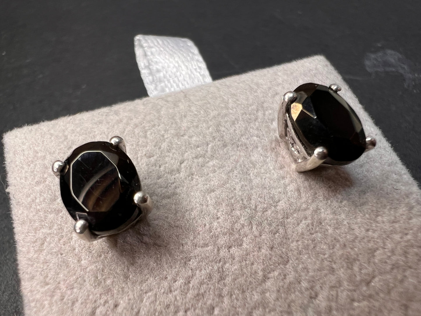 NEW Elite Shungite Sterling silver and platinum stud earrings
