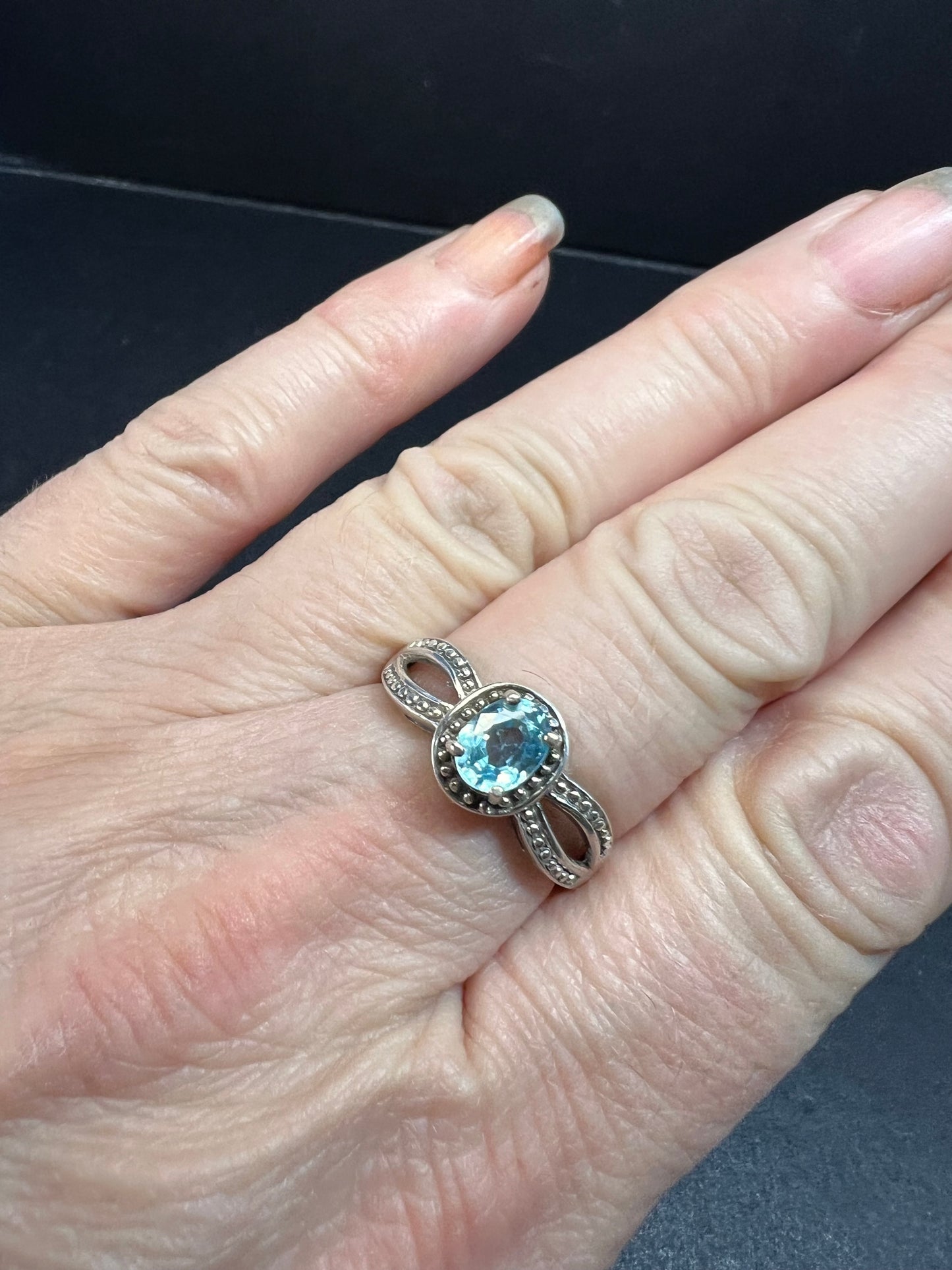Blue topaz sterling silver ring size 9