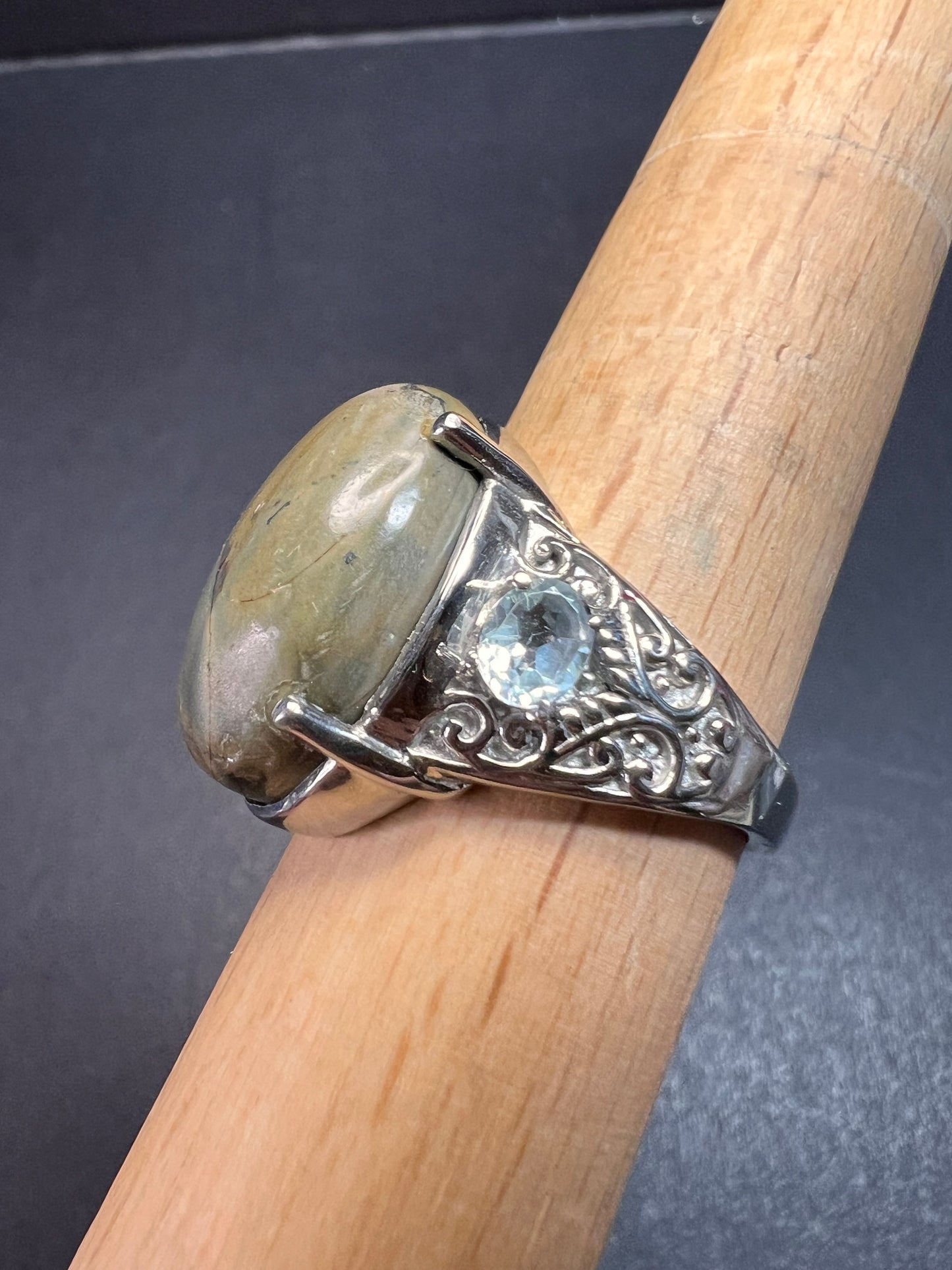 NEW Venus jasper and blue topaz stainless steel ring size 9