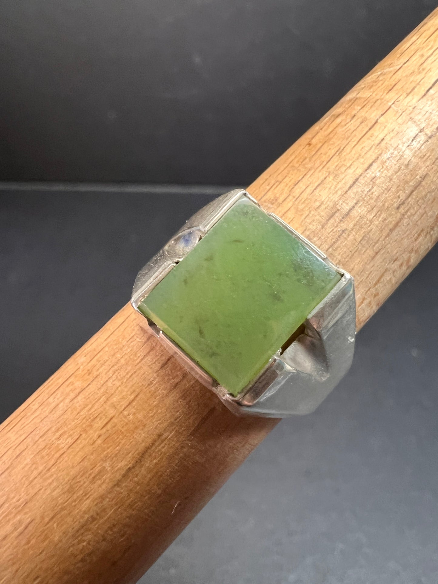 Vintage Nephrite Jade Pa Ha Company Sterling silver ring size 9