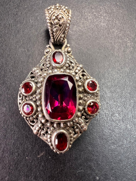 Sarda Sterling Silver Mystic Crimson Quartz Pendant – Handcrafted Balinese 925