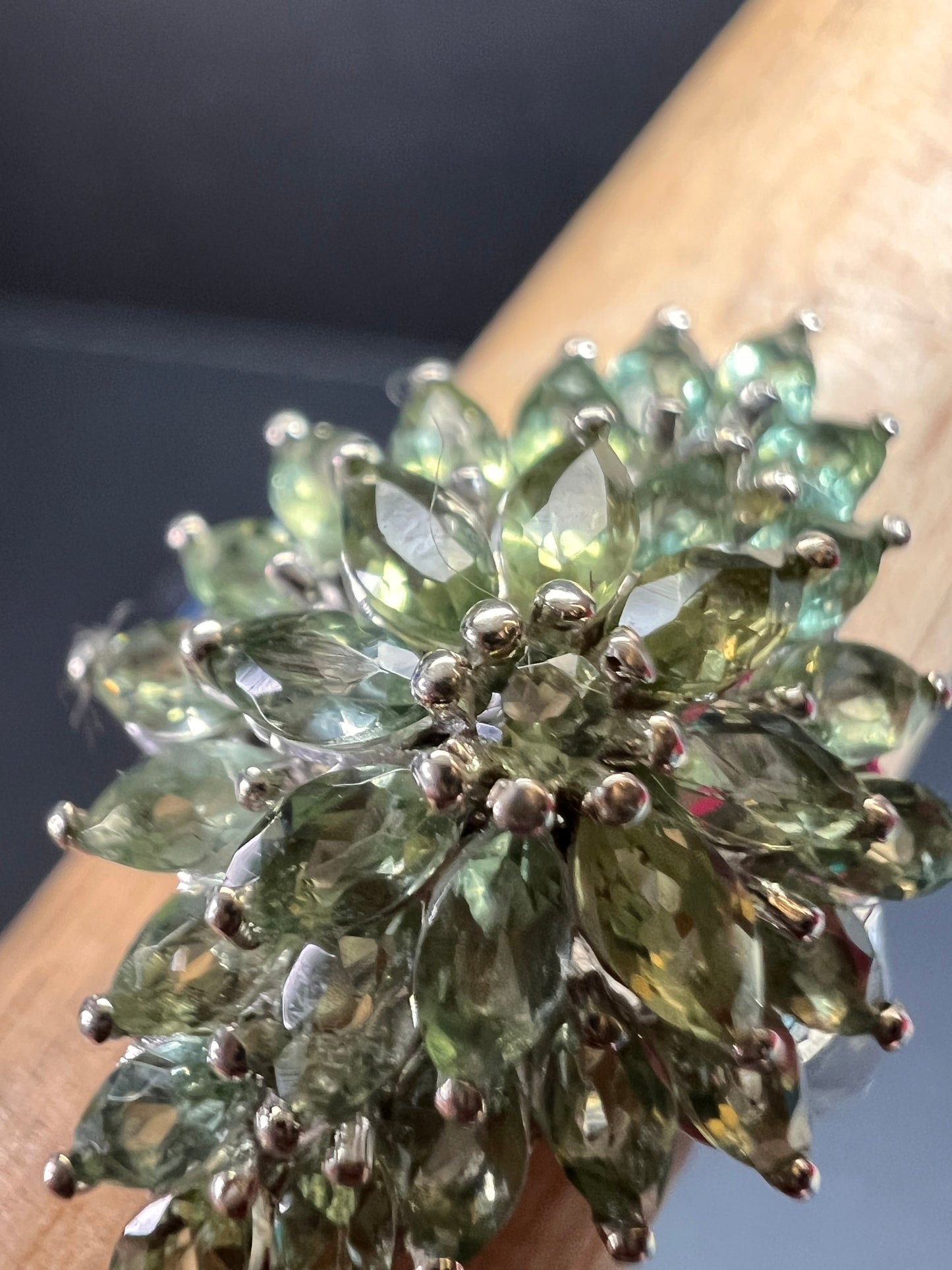 NEW Green apatite floral spray ring in rhodium over sterling silver size 7