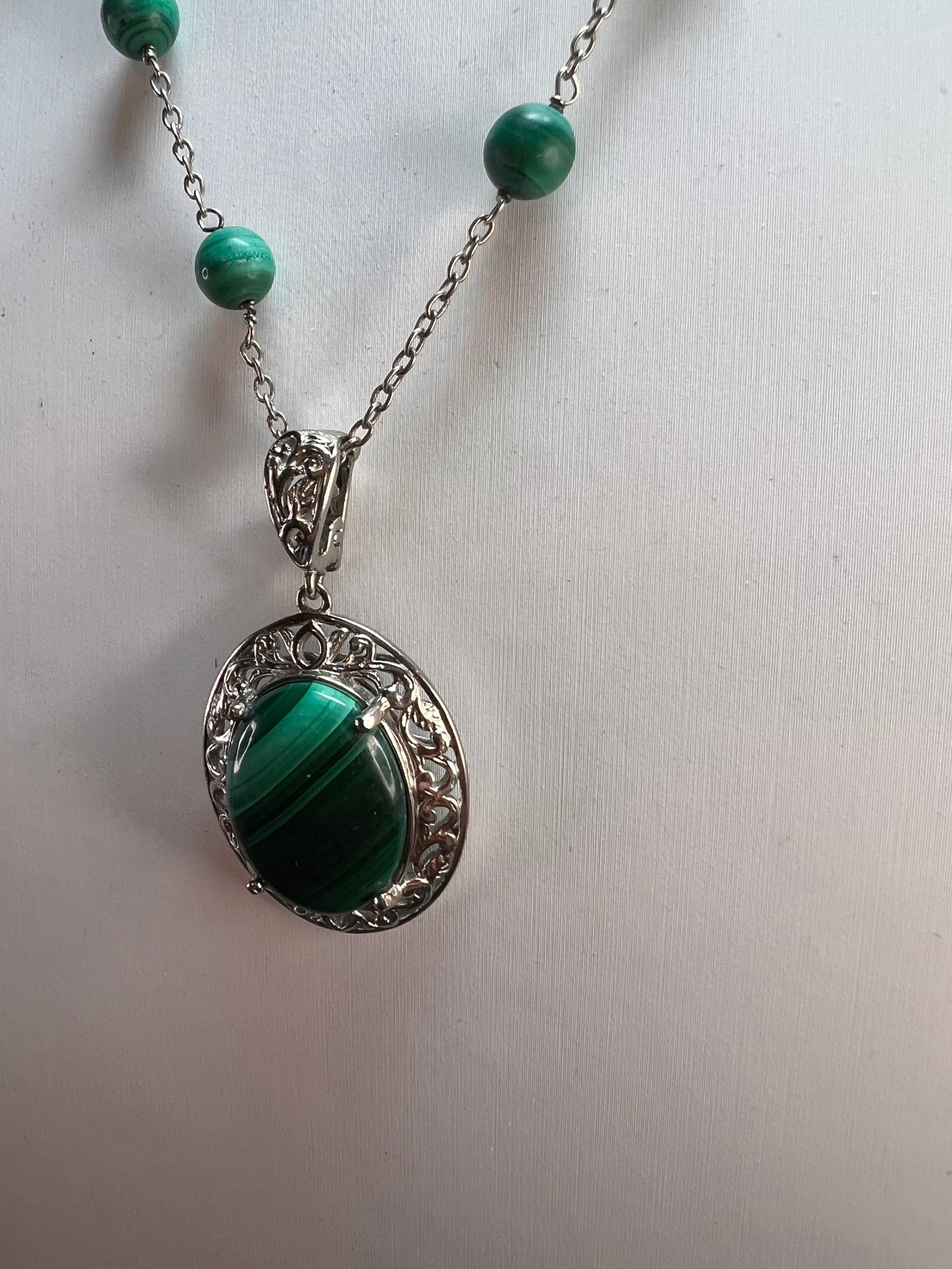 Karis African malachite 18 inch necklace in platinum bond