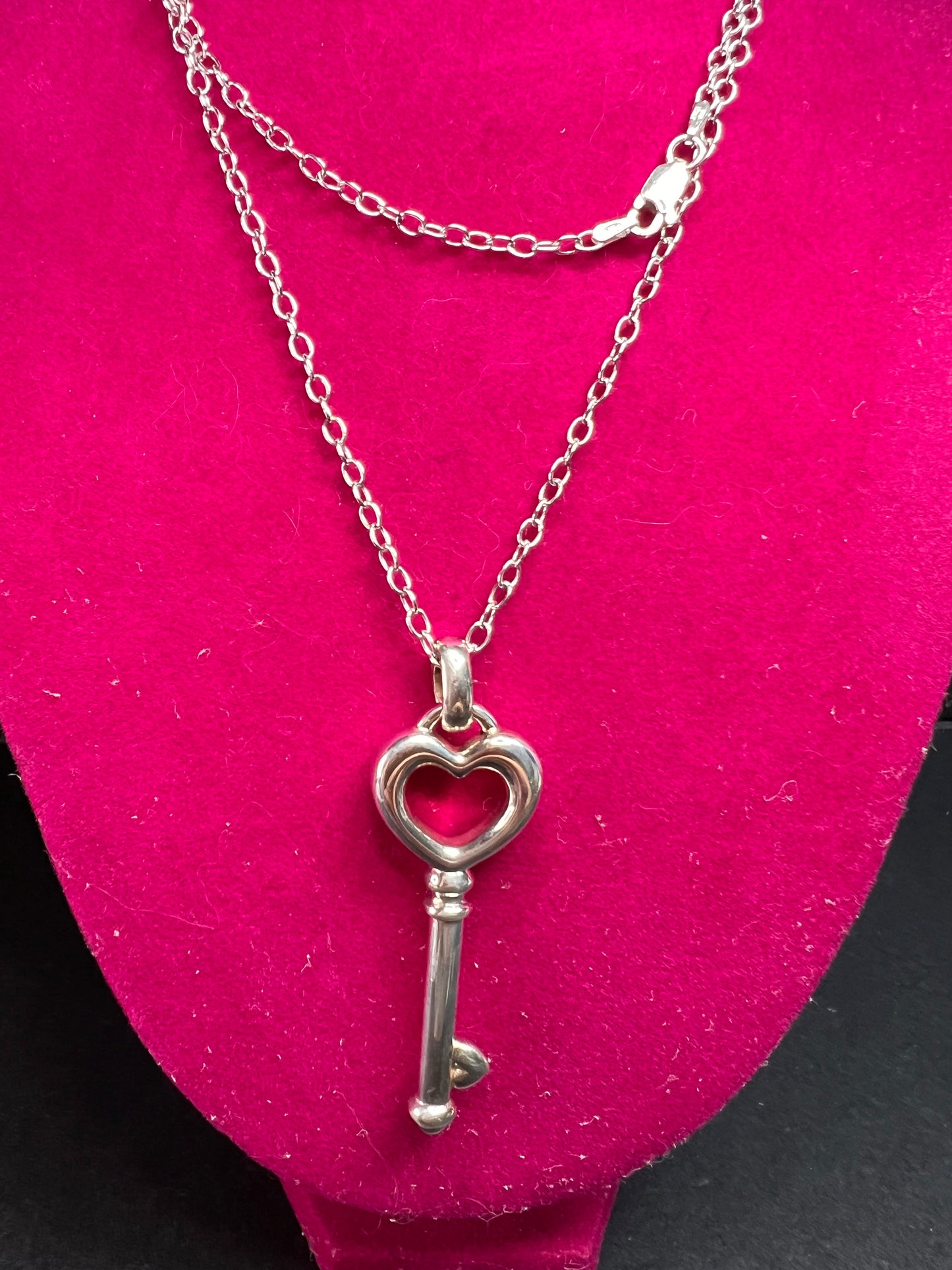 JCM Jacmel Mauritius Sterling Silver Key Pendant 24" Chain Necklace