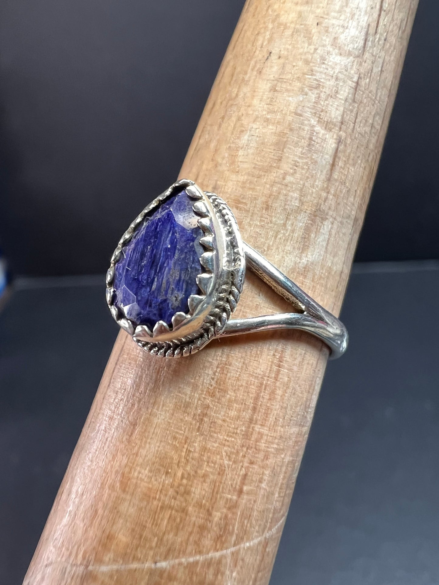 Blue kyanite sterling silver teardrop ring size 5