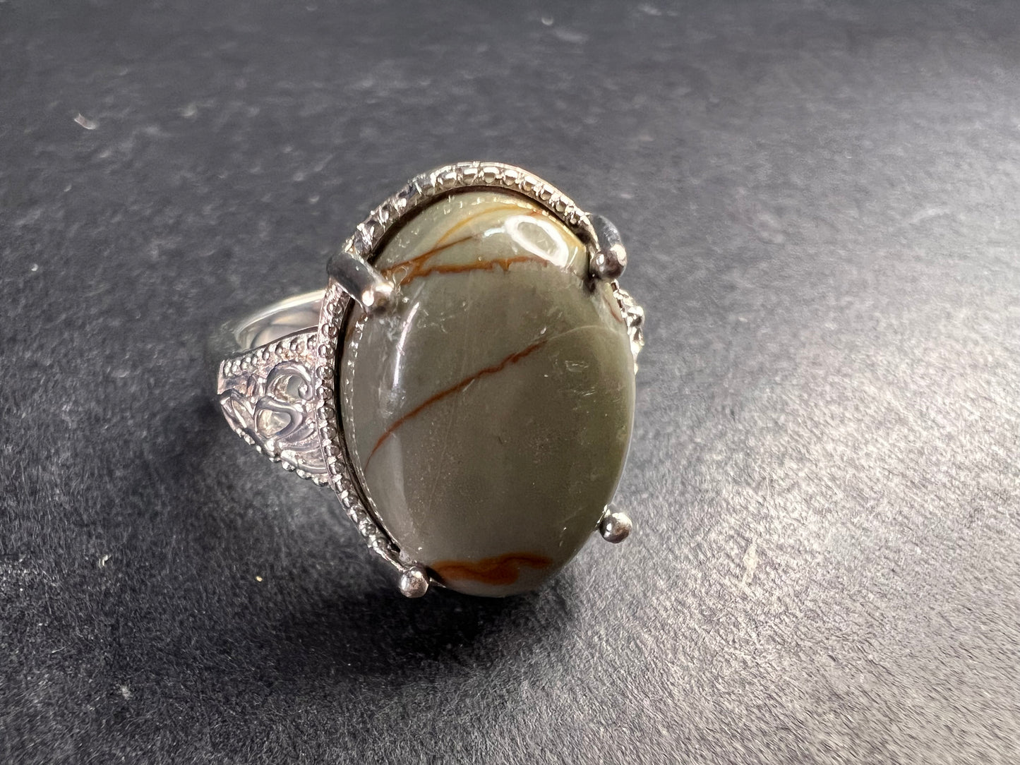 NEW Venus Jasper ring in platinum over brass size 10