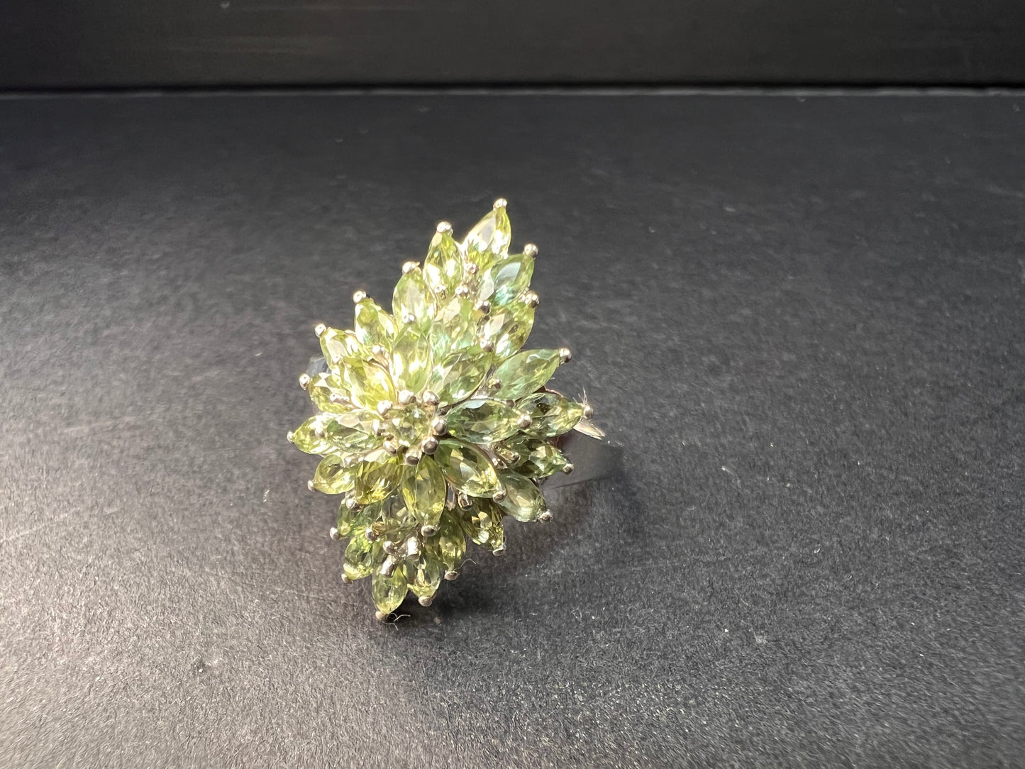 NEW Green apatite floral spray ring in rhodium over sterling silver size 7