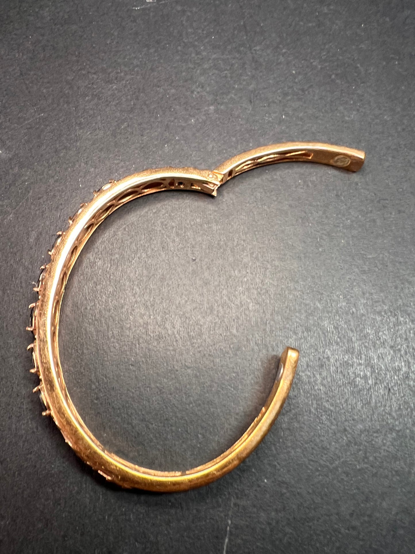 Shungite and copper cuff bracelet with rose gold plating and magnets
