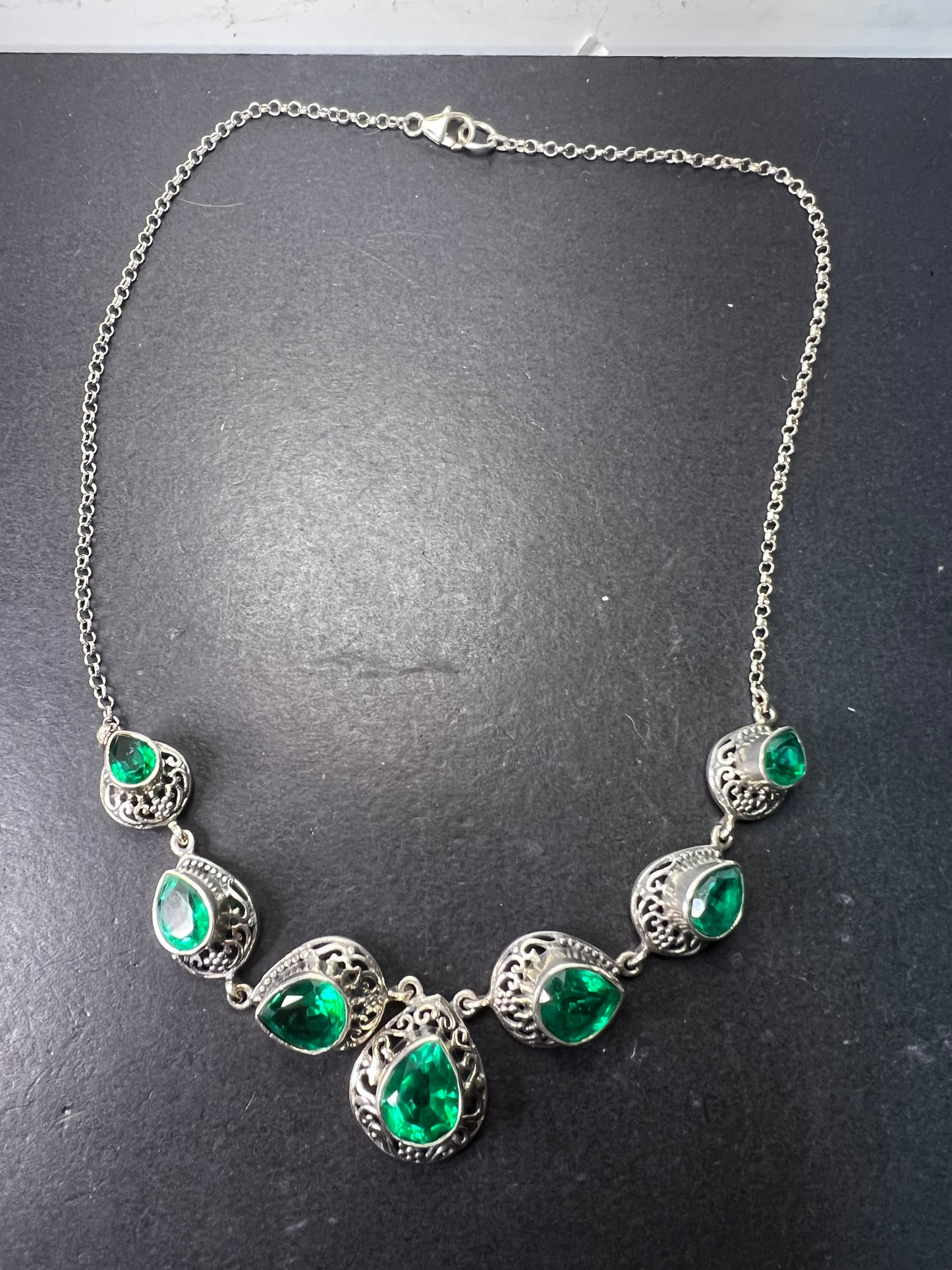 The Green Queen Quartz and sterling silver vintage necklace