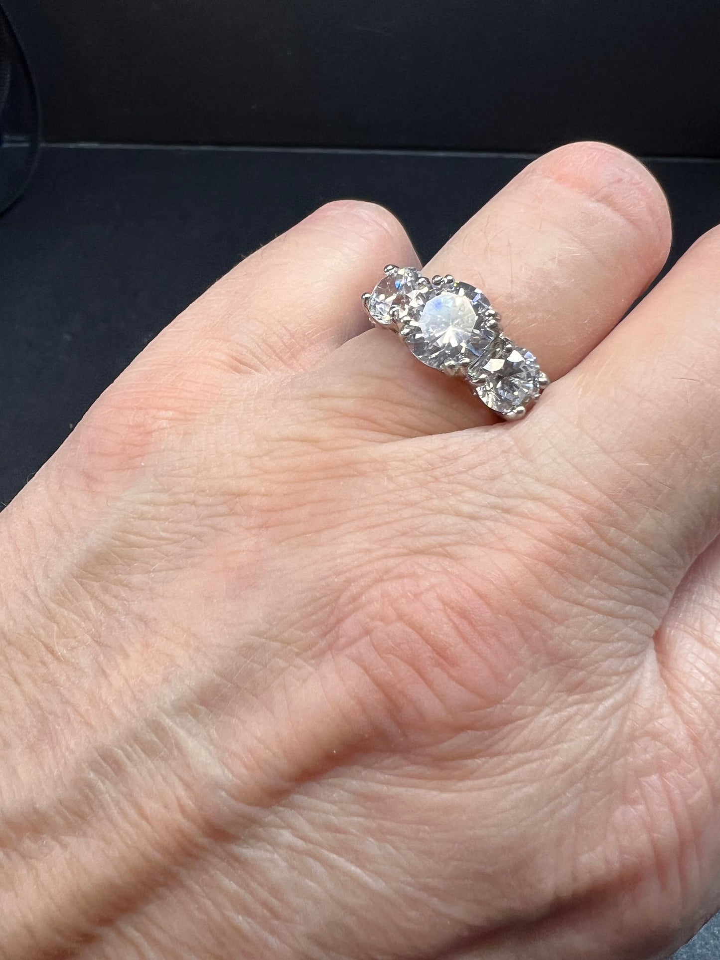 Vintage 3 stone CZ sterling silver ring size 7