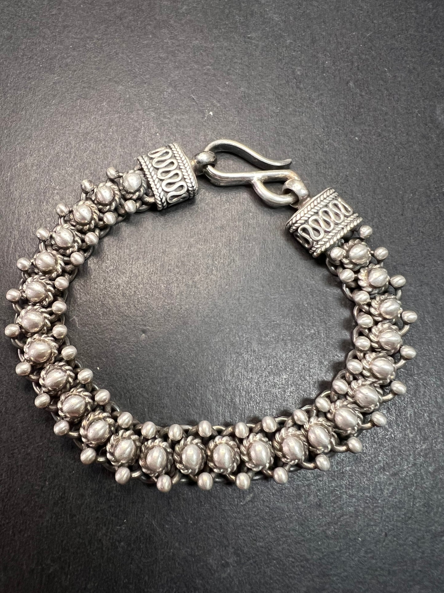 Vintage Suarti Bali sterling silver bracelet 7.75 inch
