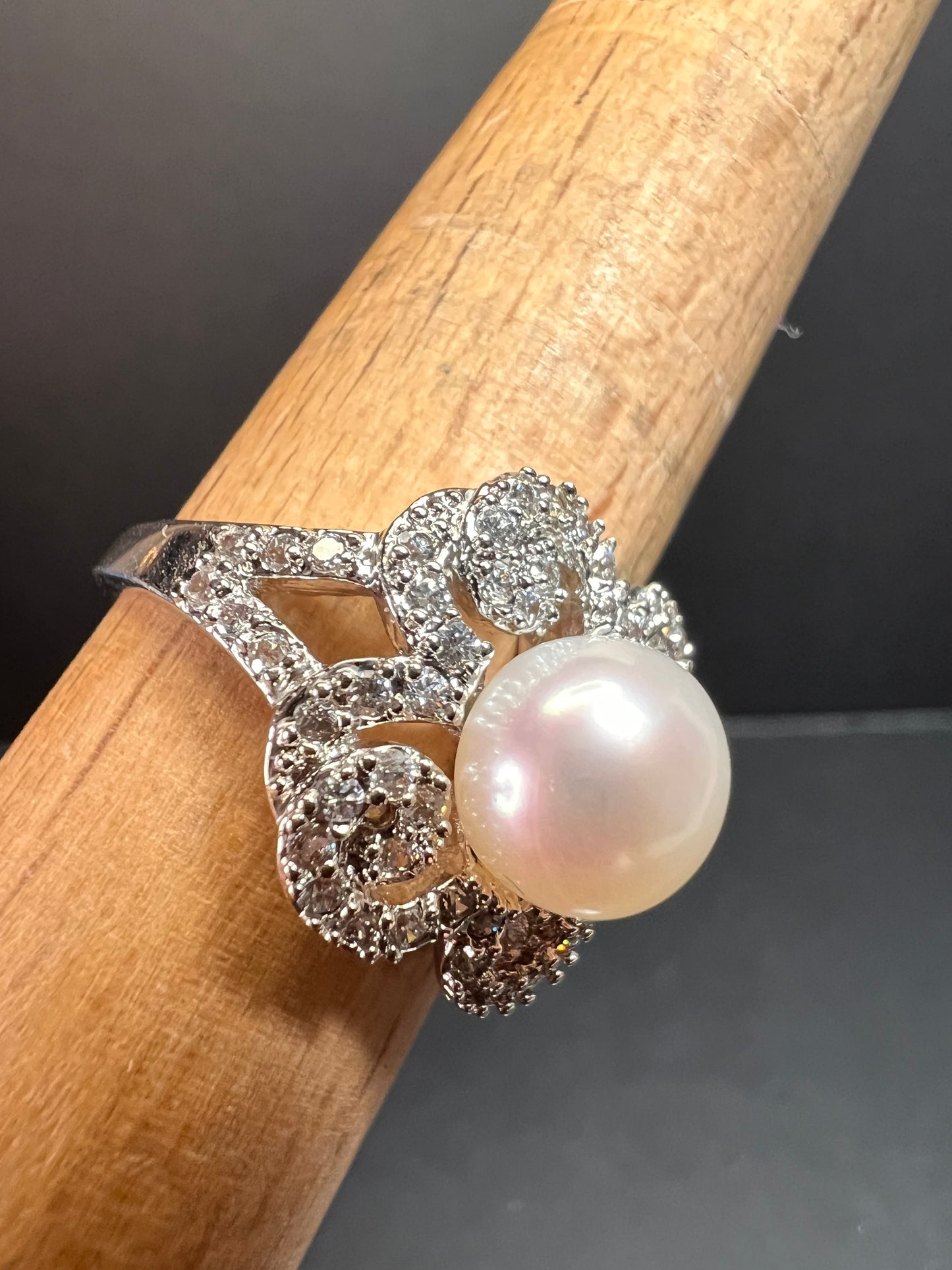 Freshwater pearl and Cz cocktail ring size 9