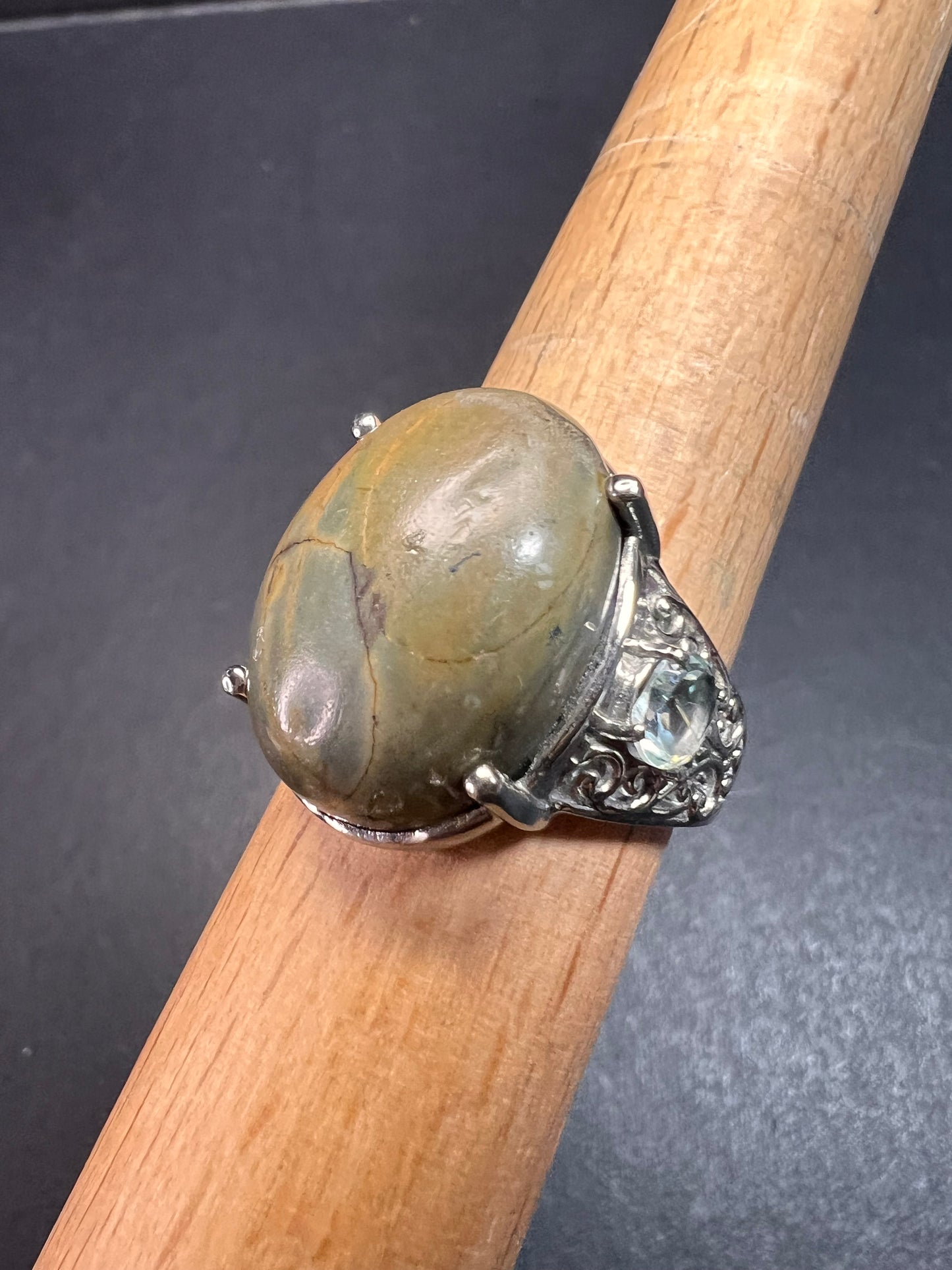 NEW Venus jasper and blue topaz stainless steel ring size 9