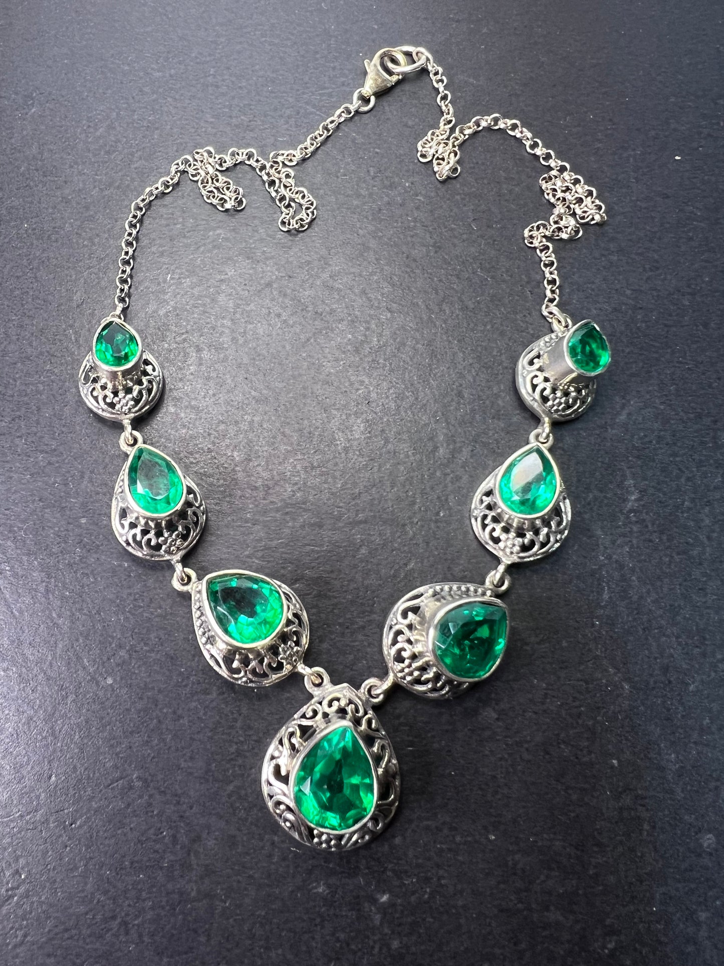 The Green Queen Quartz and sterling silver vintage necklace