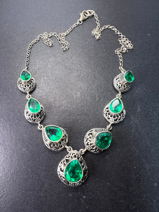 The Green Queen Quartz and sterling silver necklace