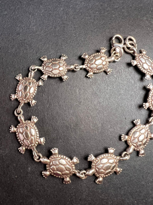 Vintage sterling silver turtles bracelet