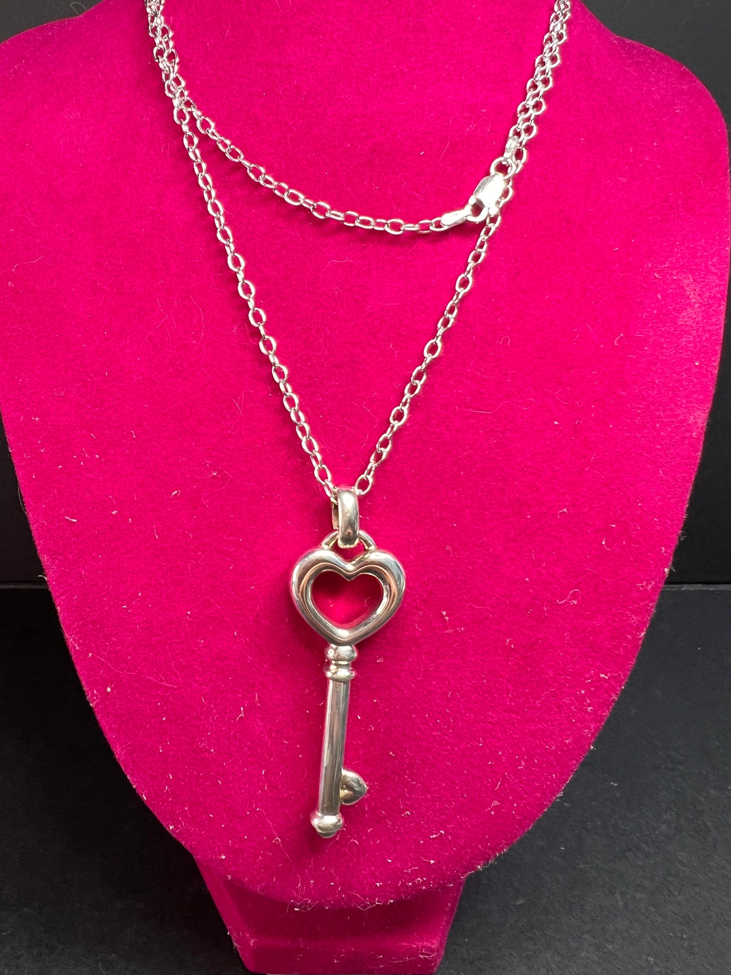 JCM Jacmel Mauritius Sterling Silver Key Pendant 24" Chain Necklace