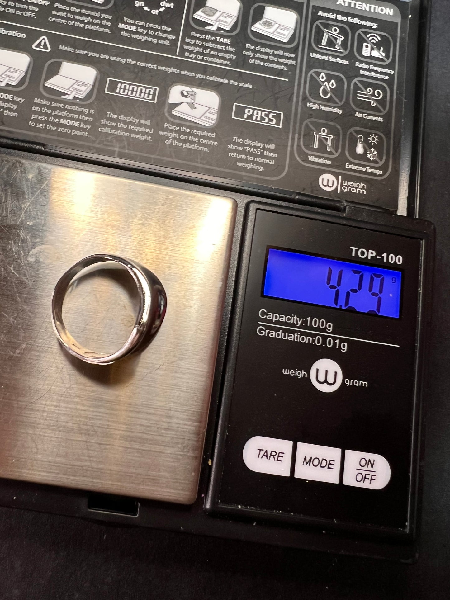 Vintage sterling silver ring size 8