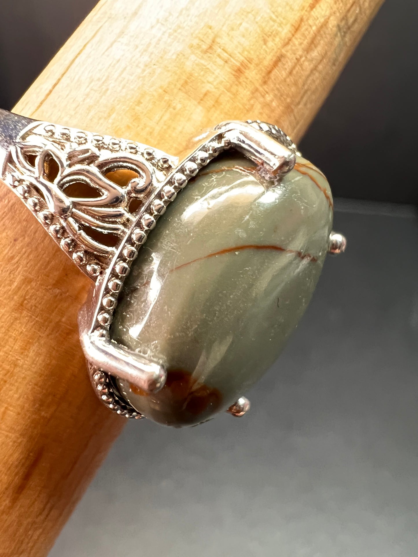 NEW Venus Jasper ring in platinum over brass size 10