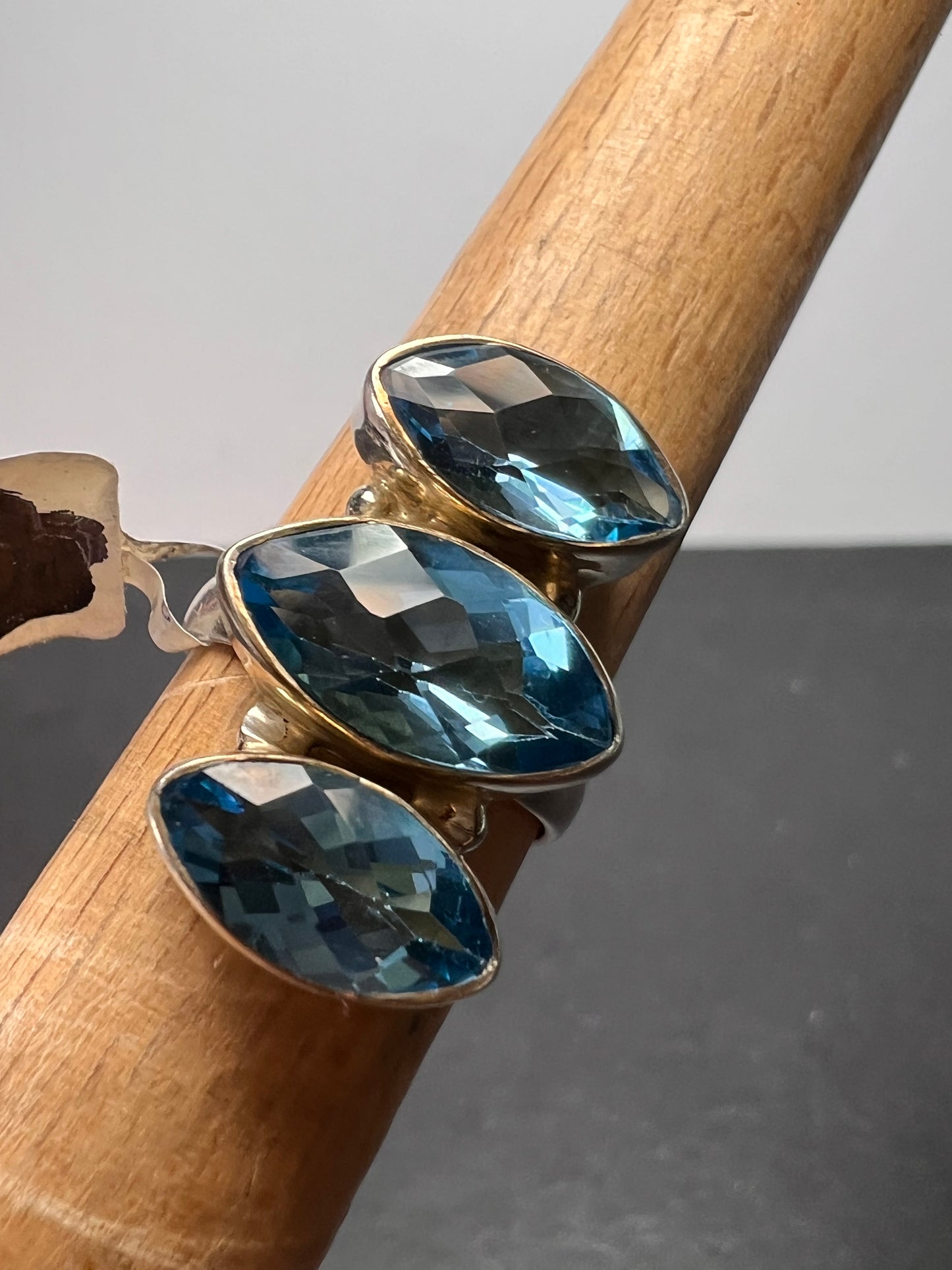 NEW Blue topaz triple stone sterling silver ring size 6 / 6.39 grams
