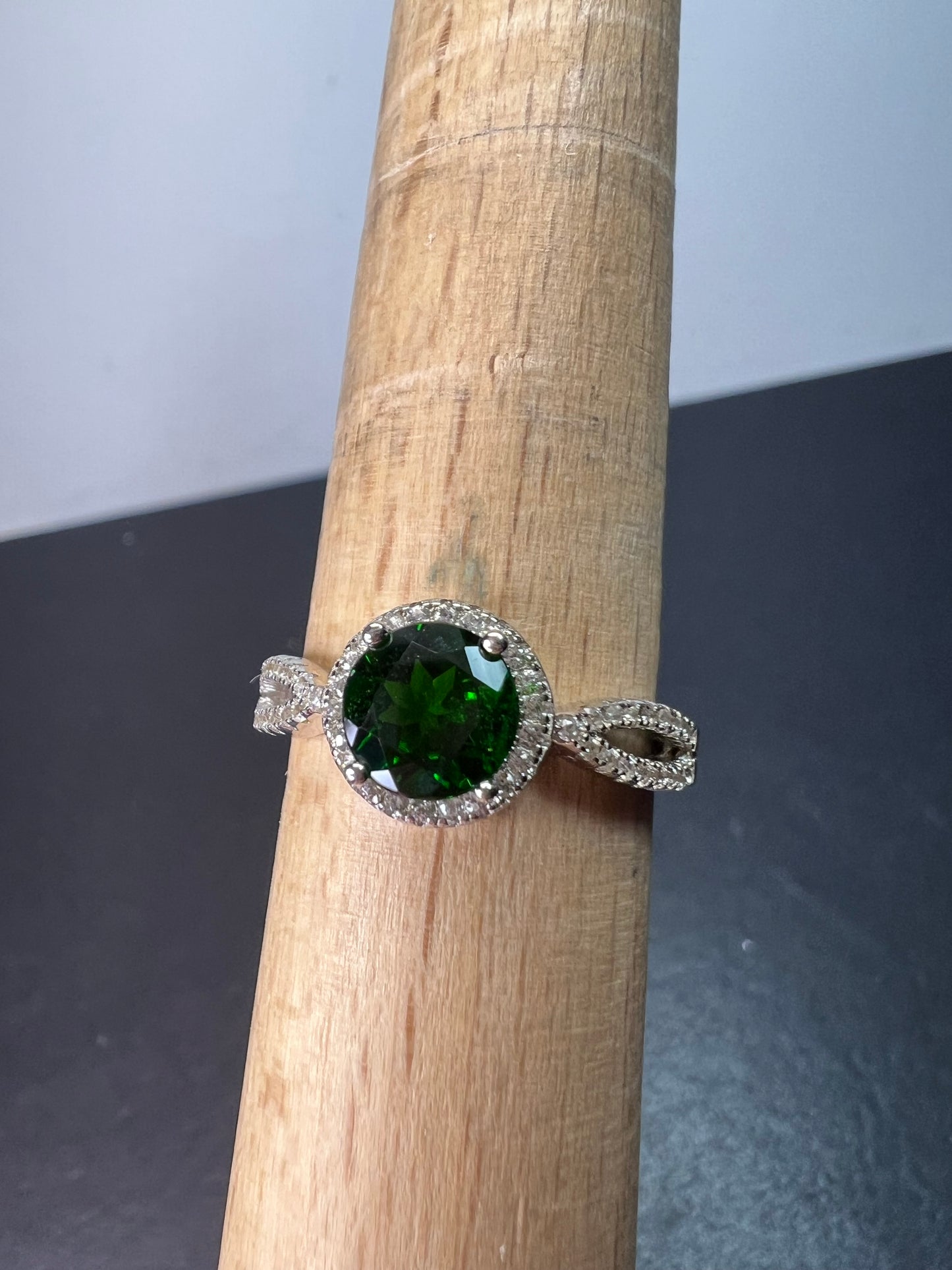 Chrome diopside rhodium over sterling silver halo ring size 9