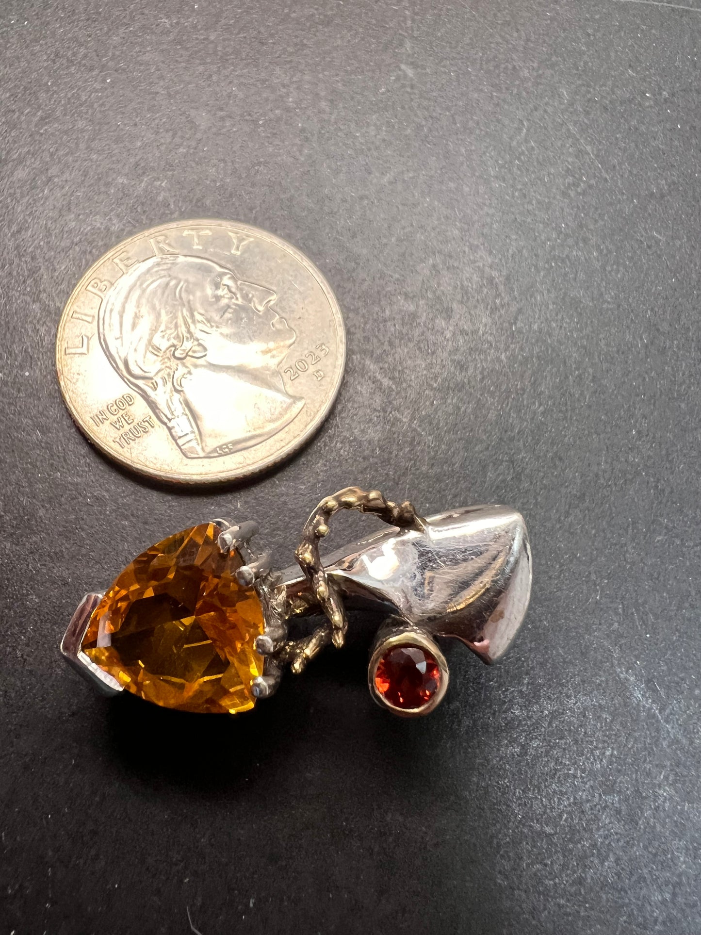 Vintage trillium citrine and garnet two toned 925 pendant
