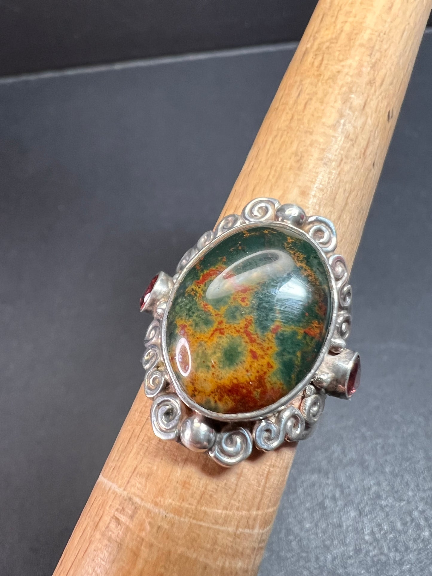 Sajen bloodstone and garnet sterling silver ring size 6