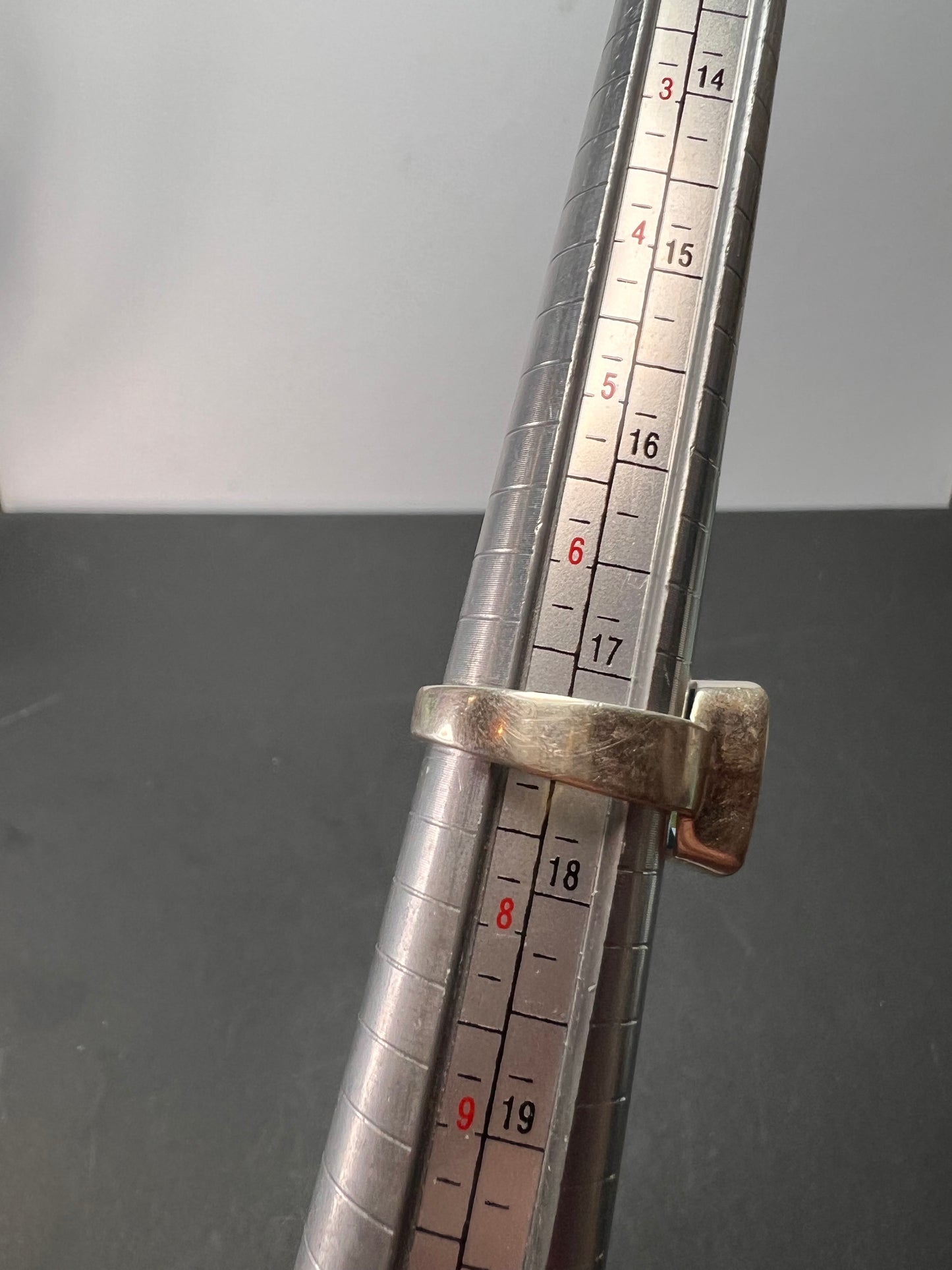 NEW Swiss blue topaz sterling silver ring size 7 / 6.65 grams