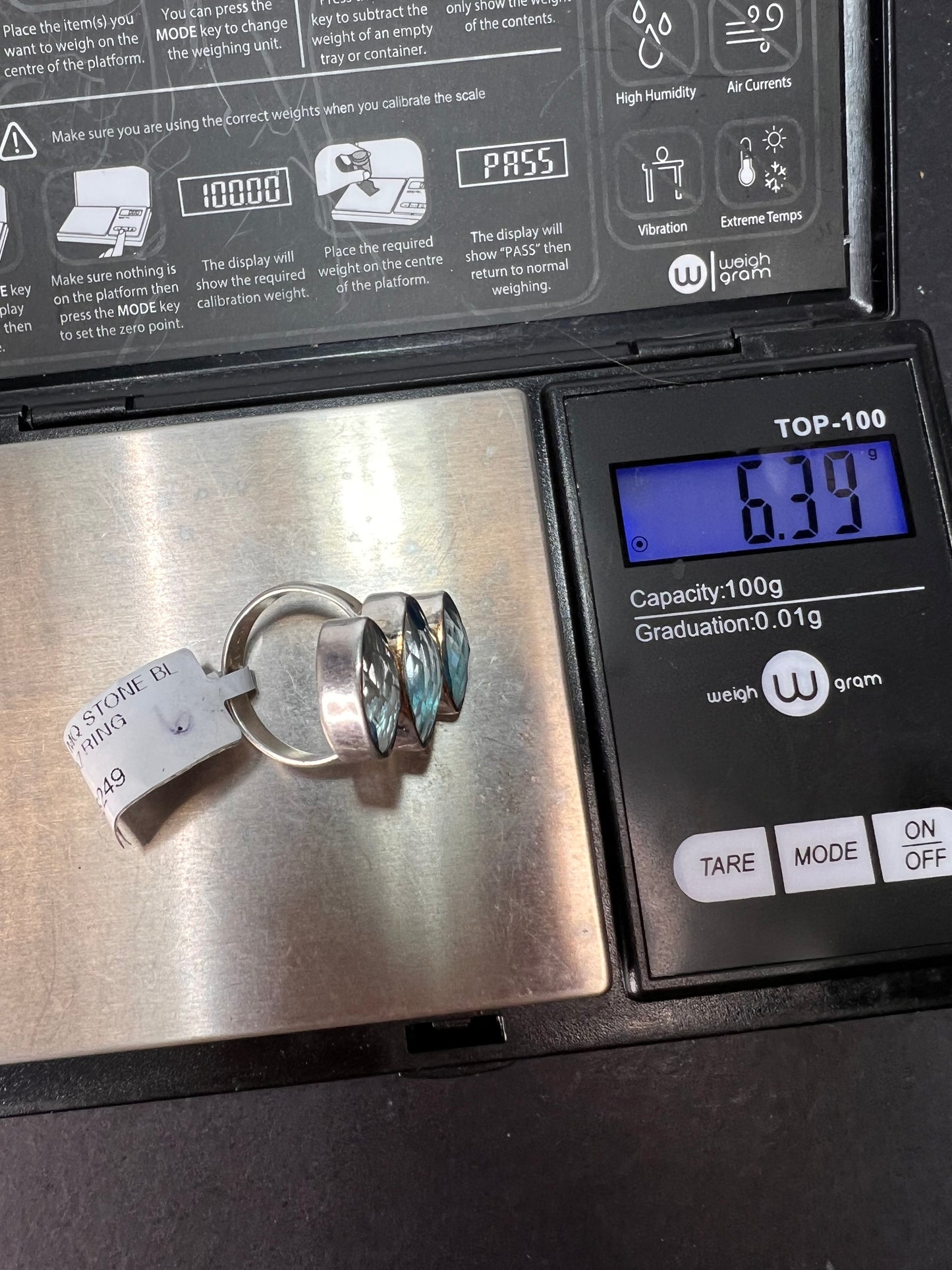 NEW Blue topaz triple stone sterling silver ring size 6 / 6.39 grams