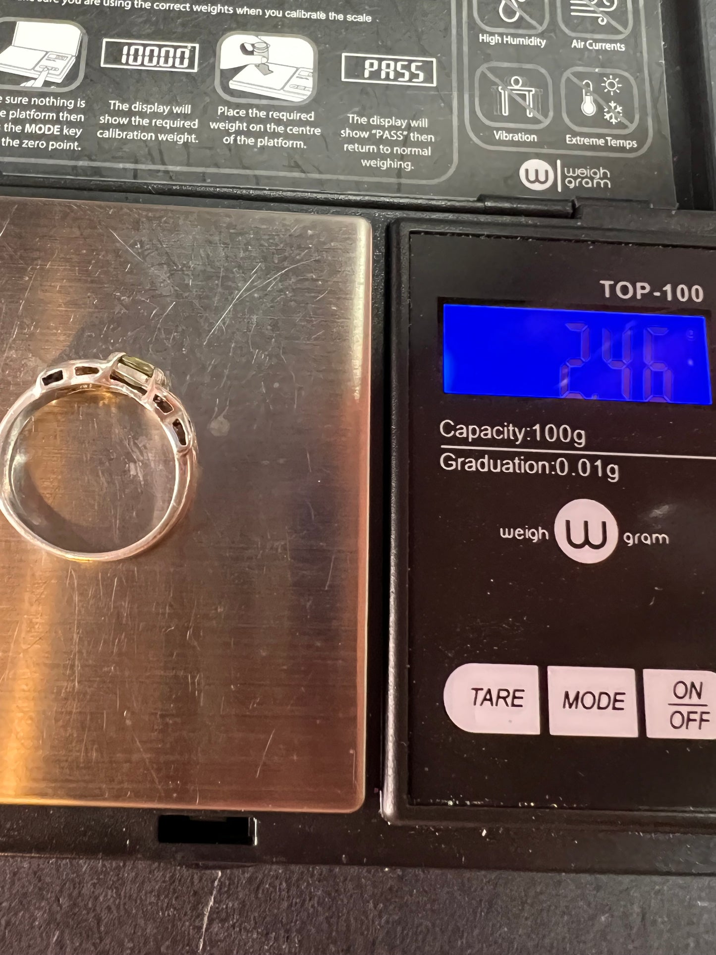 Vintage Helen Andrews peridot hugs and kisses Sterling silver ring size 6.5