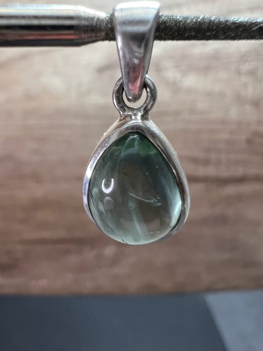 NEW vintage teal green tourmaline sterling silver teardrop pendant 1.90 grams