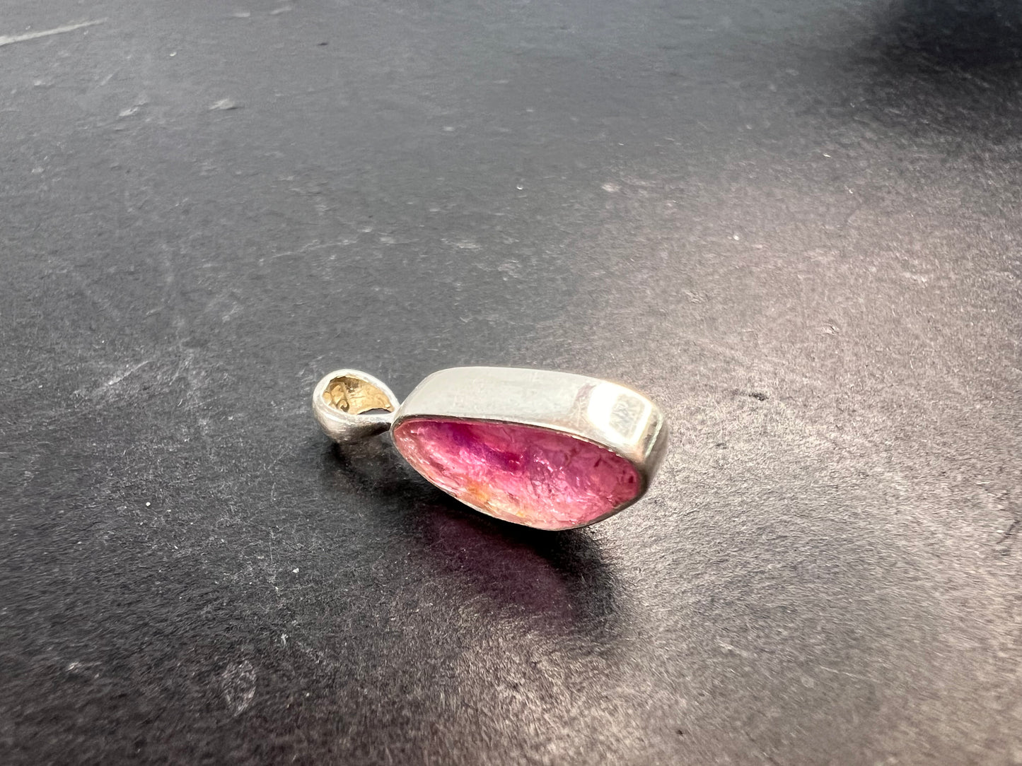 NEW Pink tourmaline sterling silver pendant 1.28 gram