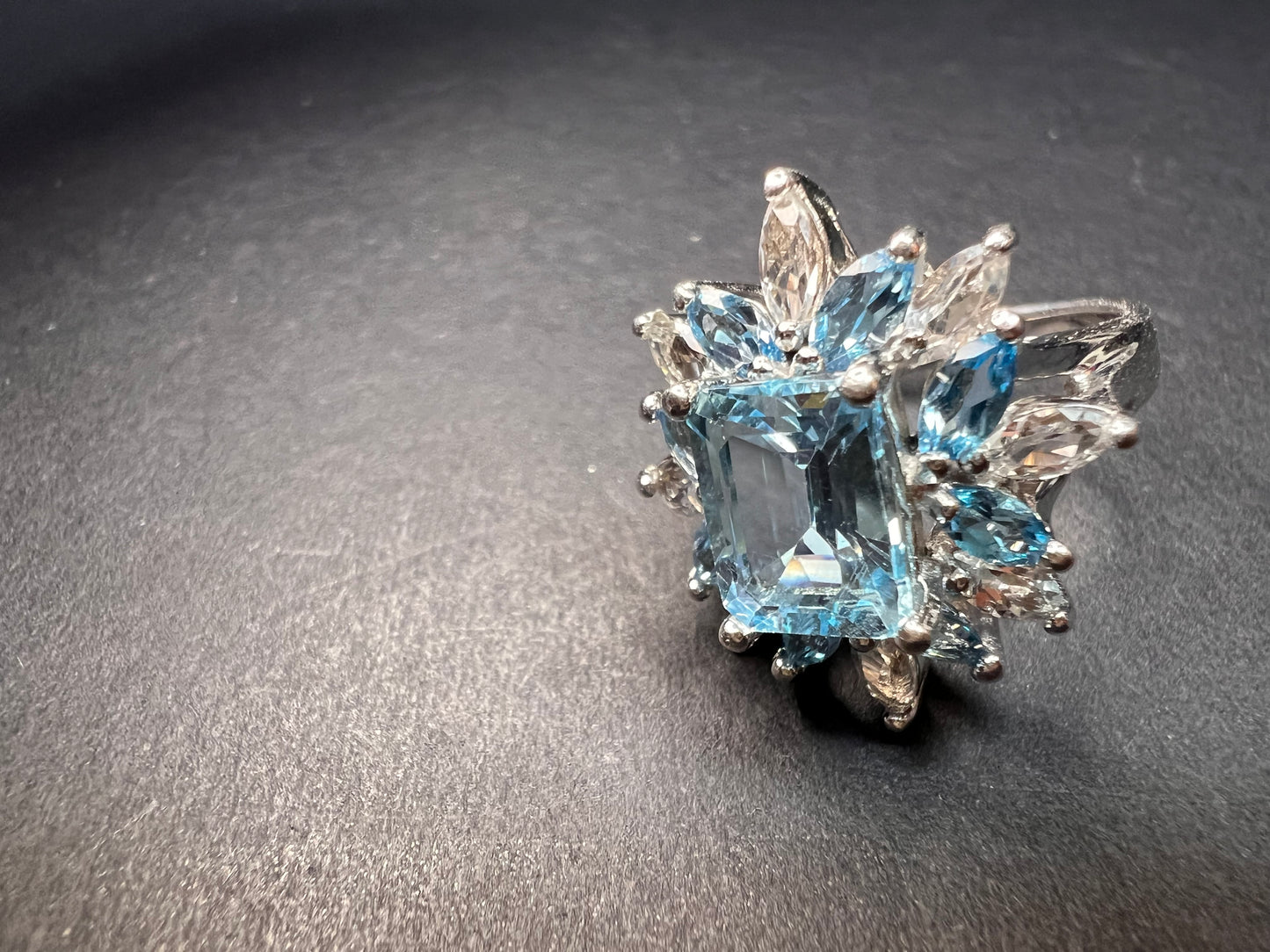 Vintage Sky blue and white topaz sterling silver ring size 8