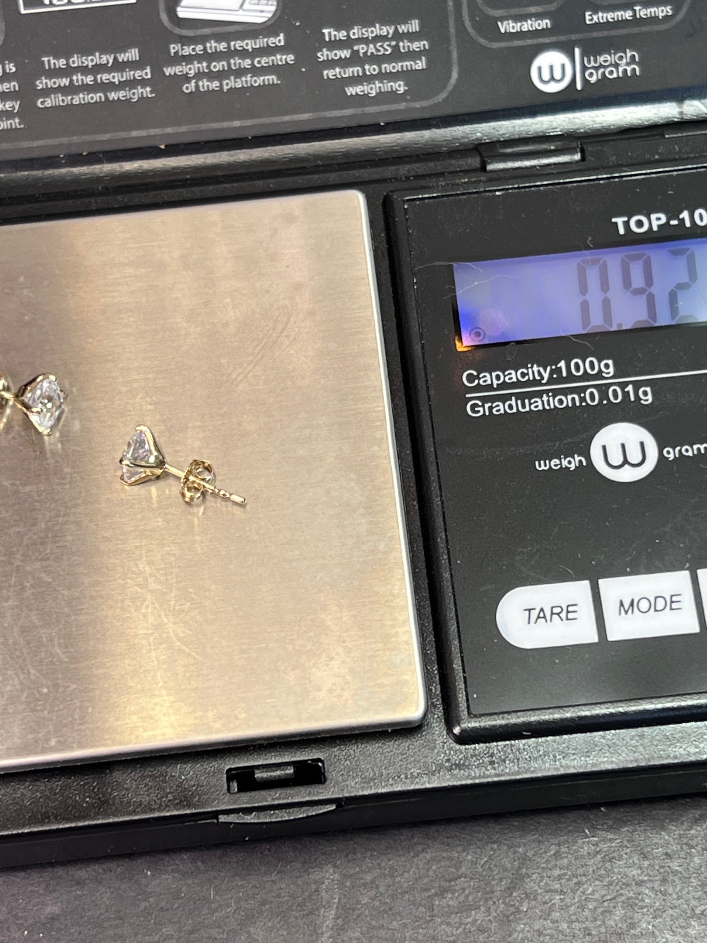 10k yellow gold princess cut cubic zirconia stud earrings