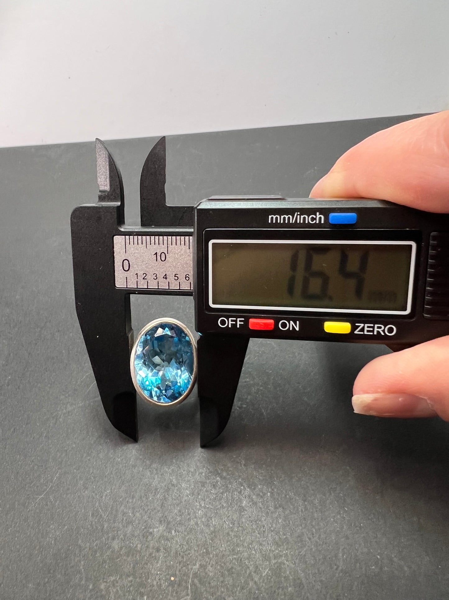 NEW Blue topaz sterling silver ring size 7.5 / 12.43 grams