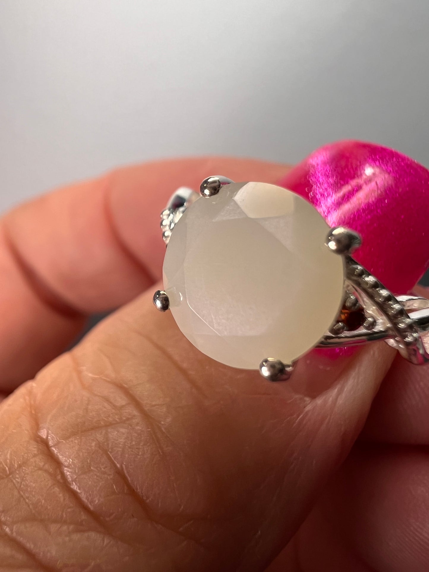 NEW silver moonstone ring in sterling silver size 6