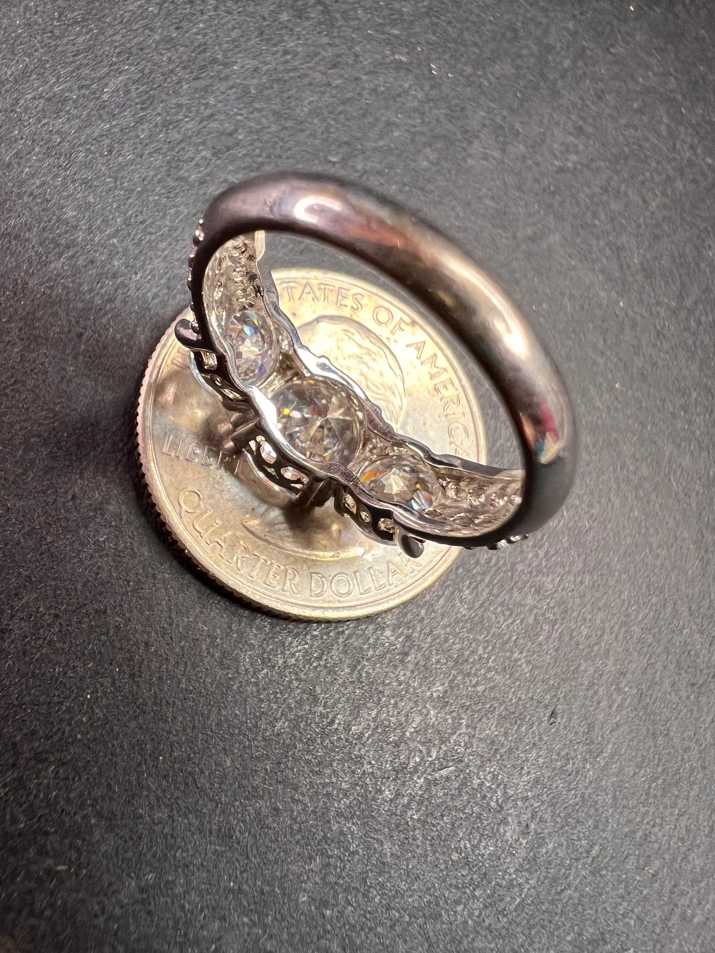 Vintage 3 stone CZ sterling silver ring size 7