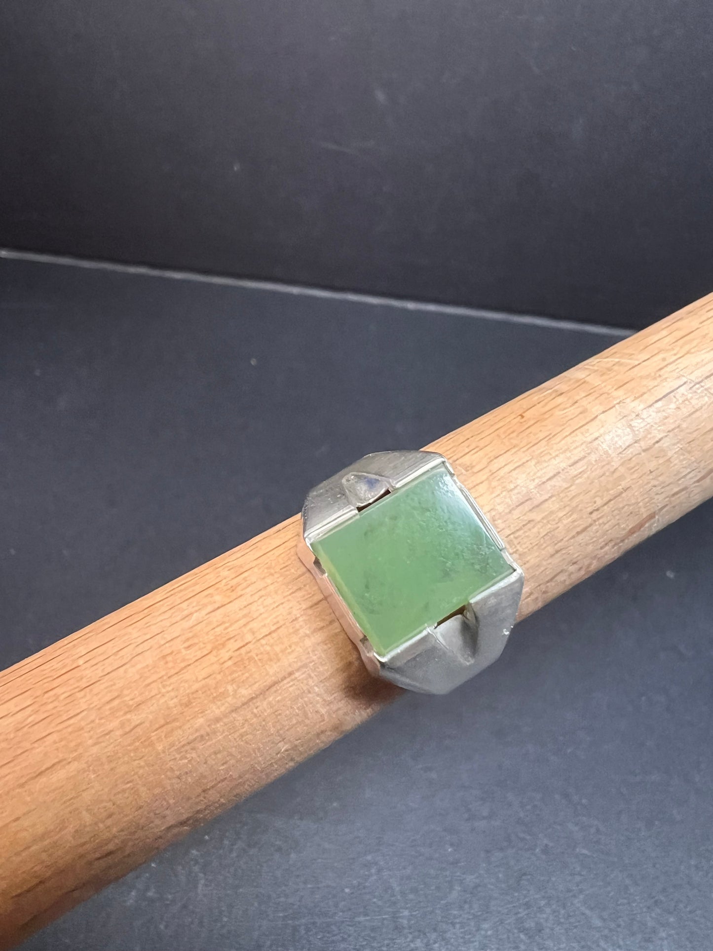 Vintage Nephrite Jade Pa Ha Company Sterling silver ring size 9