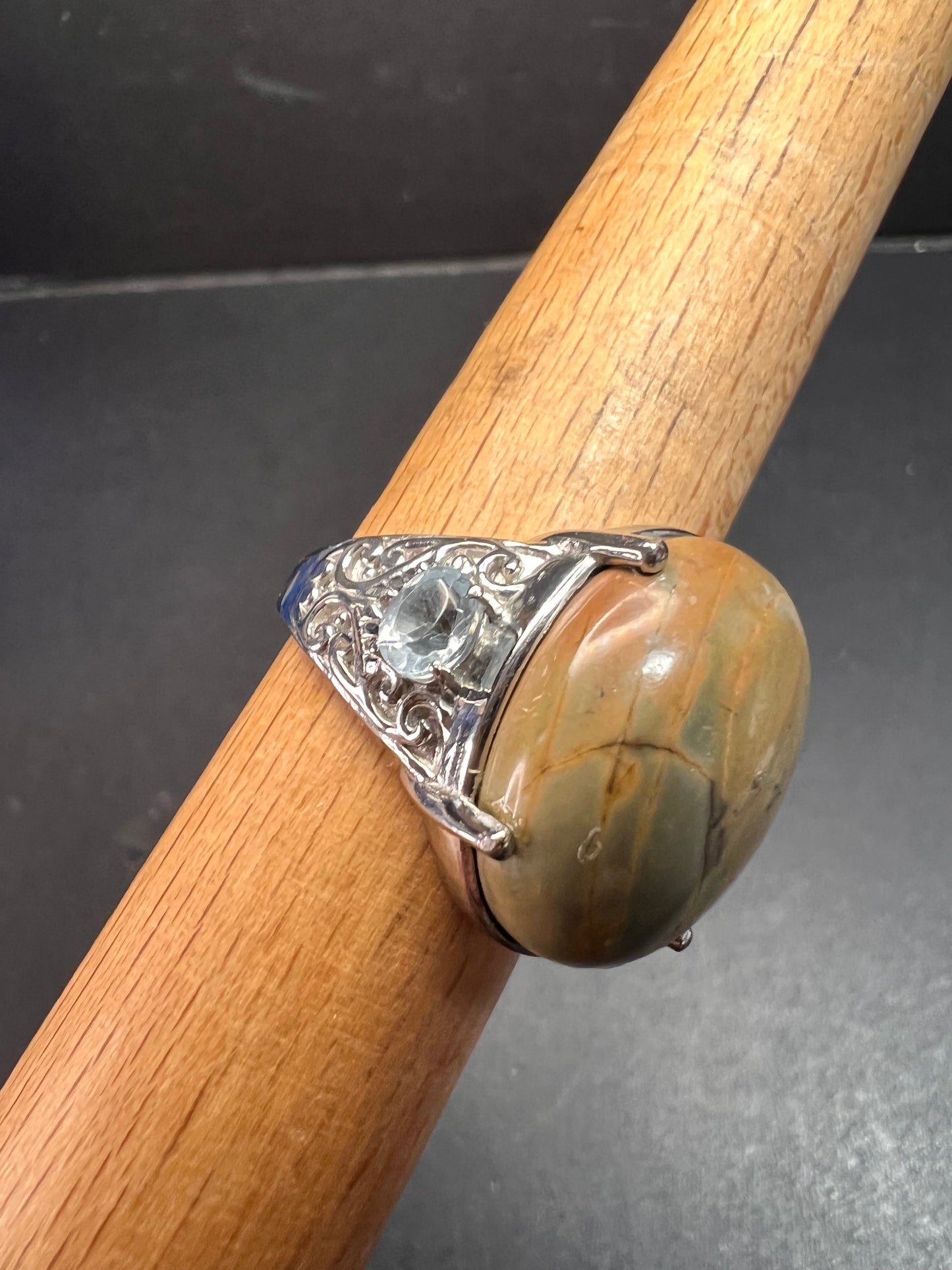 NEW Venus jasper and blue topaz stainless steel ring size 9