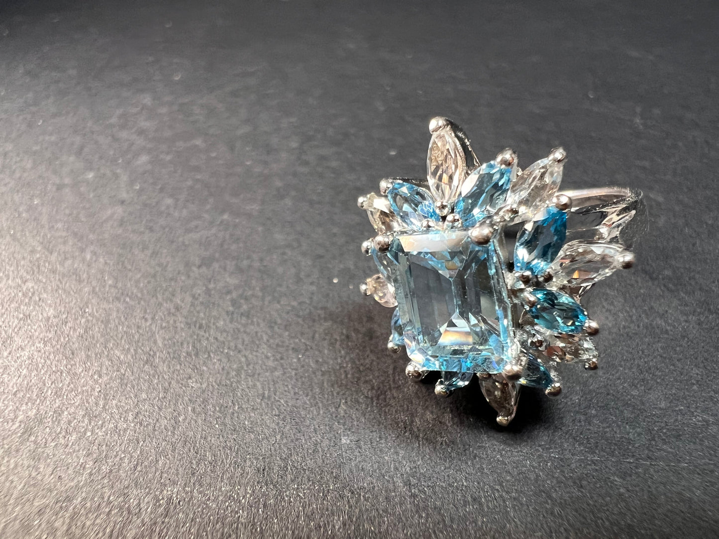 Vintage Sky blue and white topaz sterling silver ring size 8
