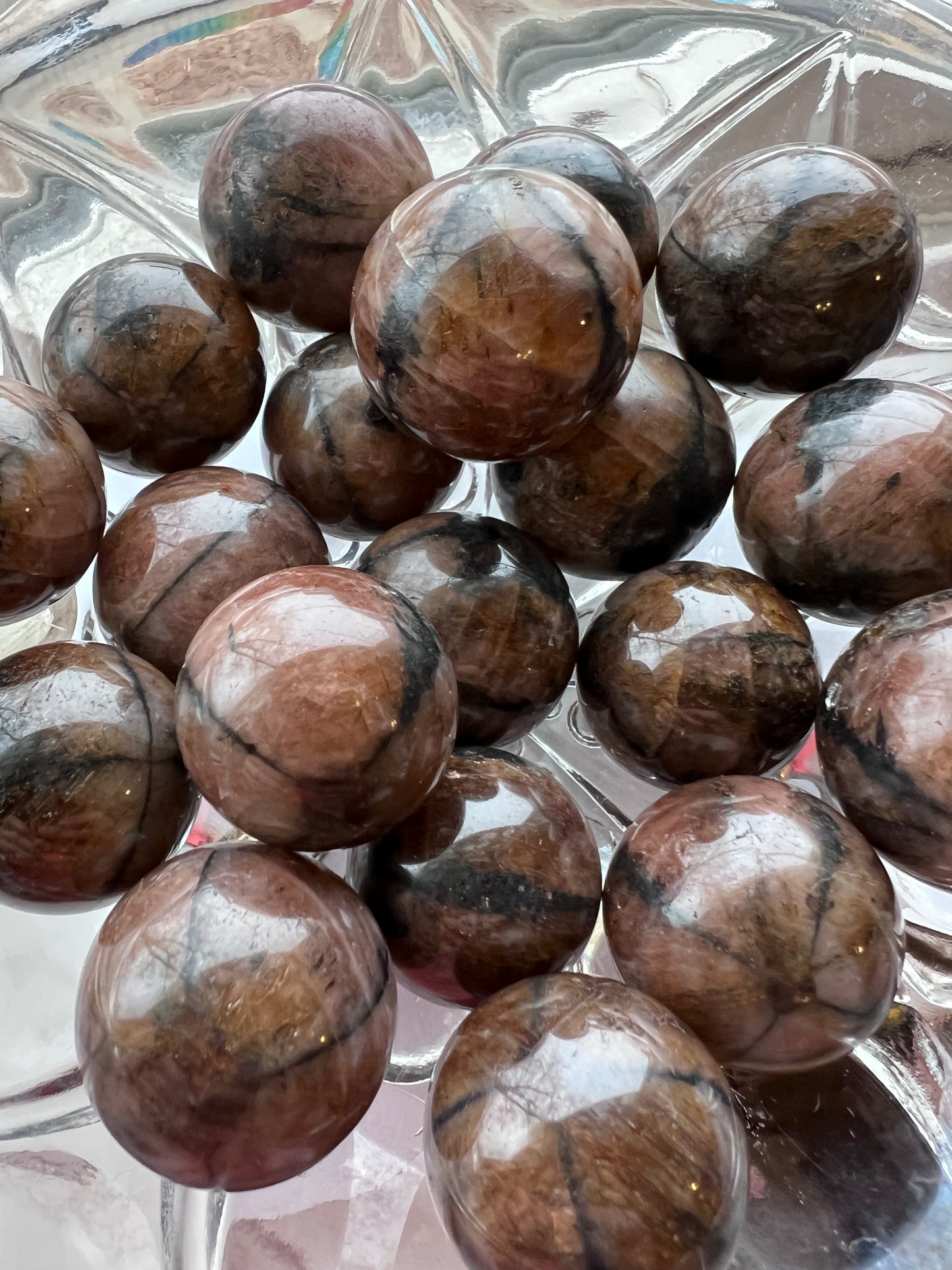 Chiastolite small spheres