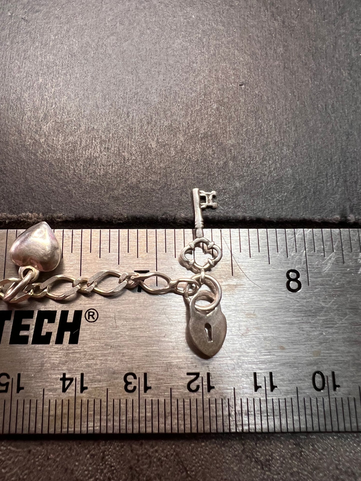 Vintage sterling silver puffy hearts lock and key charm bracelet 7.5 inch